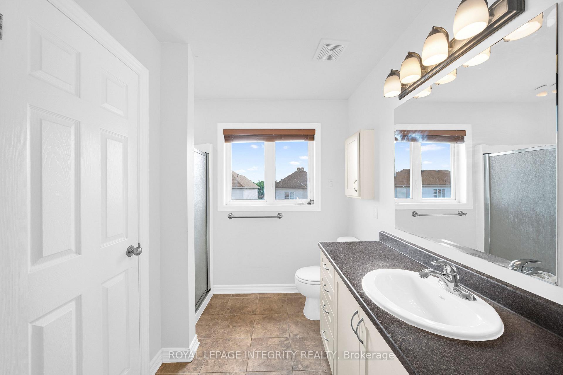 Photo 22 of 496 Temiskaming Crescent, Ottawa, Barrhaven - Strandherd — HOMEH