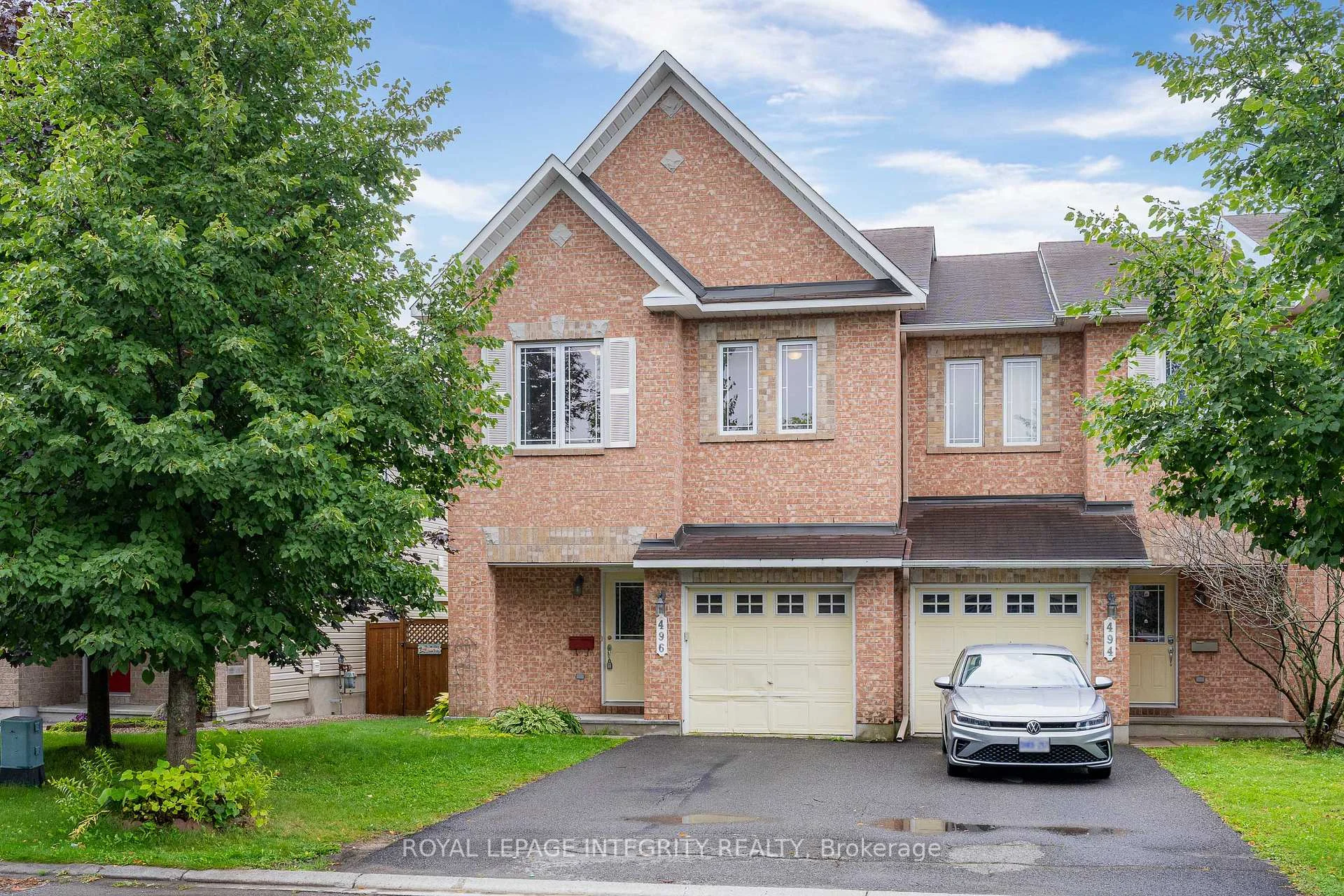 Photo 2 of 496 Temiskaming Crescent, Ottawa, Barrhaven - Strandherd — HOMEH