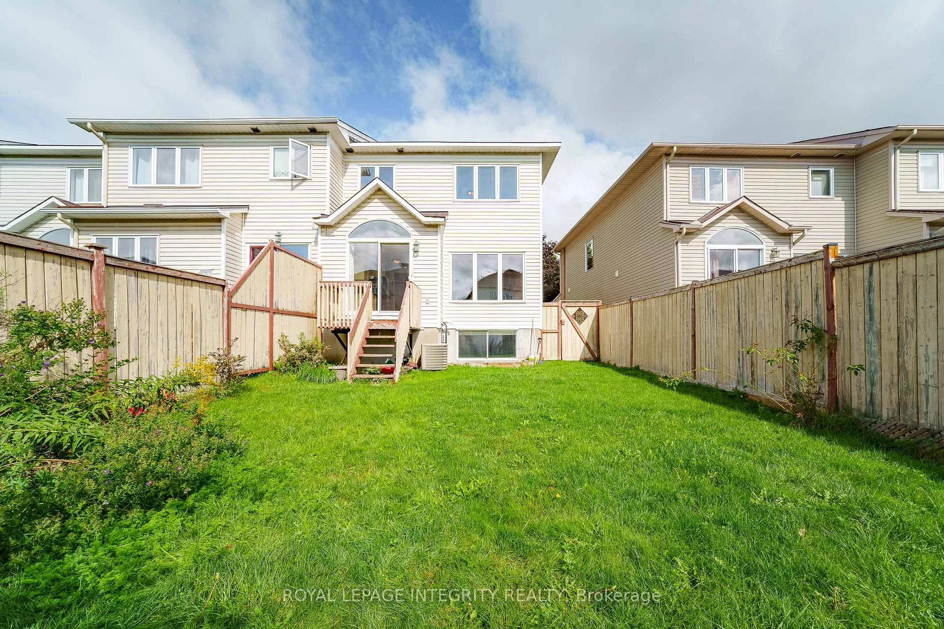 Photo 34 of 496 Temiskaming Crescent, Ottawa, Barrhaven - Strandherd — HOMEH