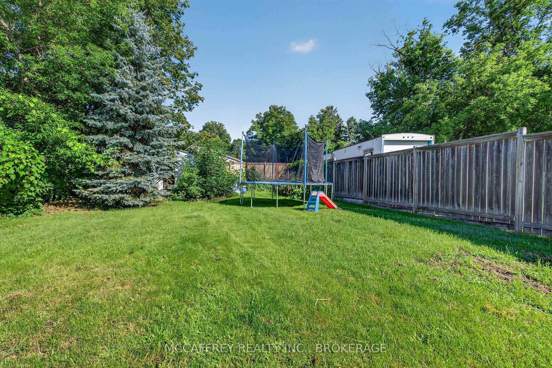 Photo 25 of 427 Thomas Street, Deseronto, Deseronto (Town) — HOMEH