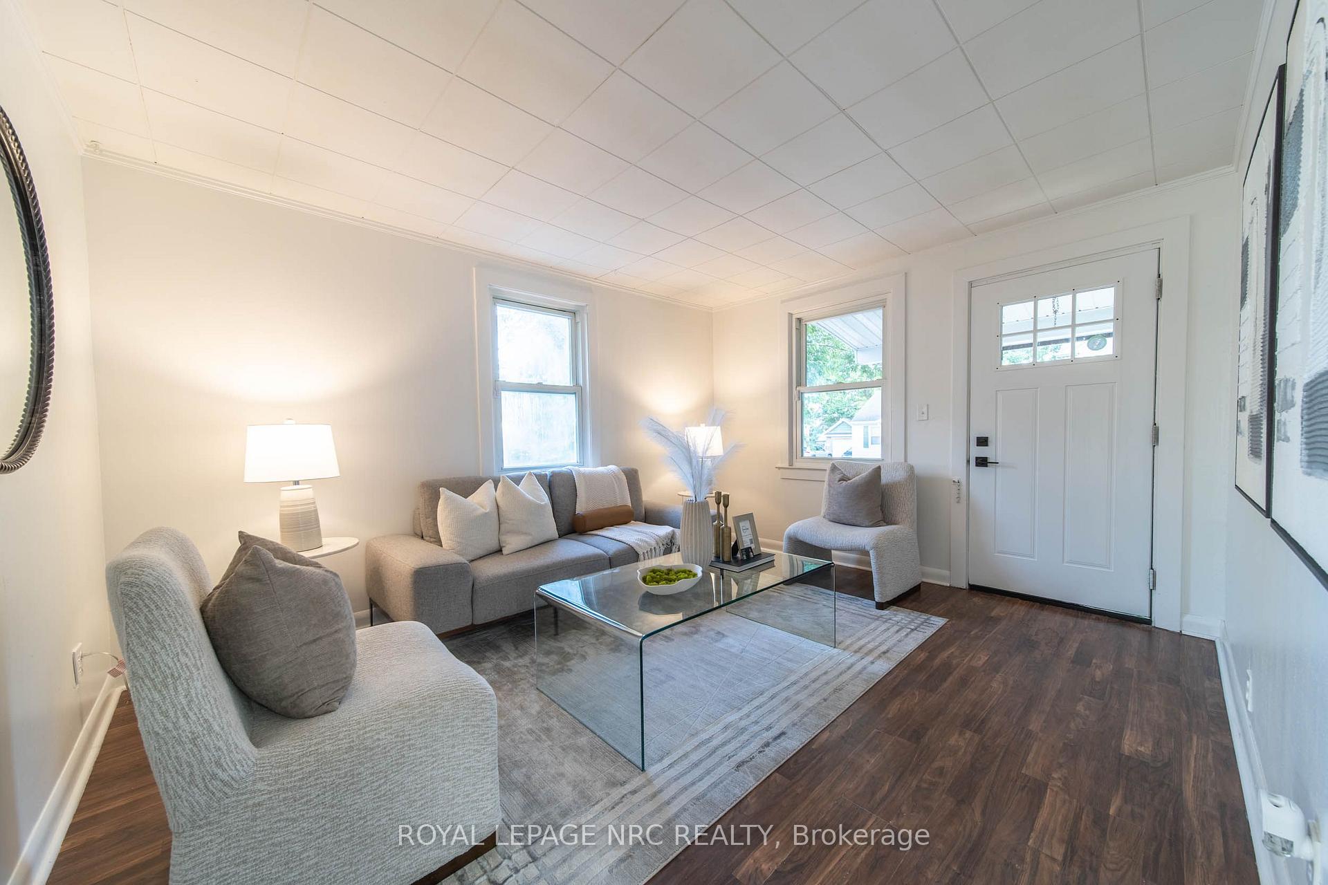 Photo 4 of 6255 Culp Street, Niagara Falls, Dorchester — HOMEH