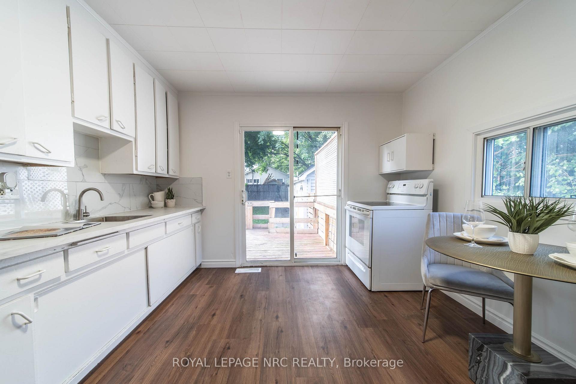 Photo 6 of 6255 Culp Street, Niagara Falls, Dorchester — HOMEH