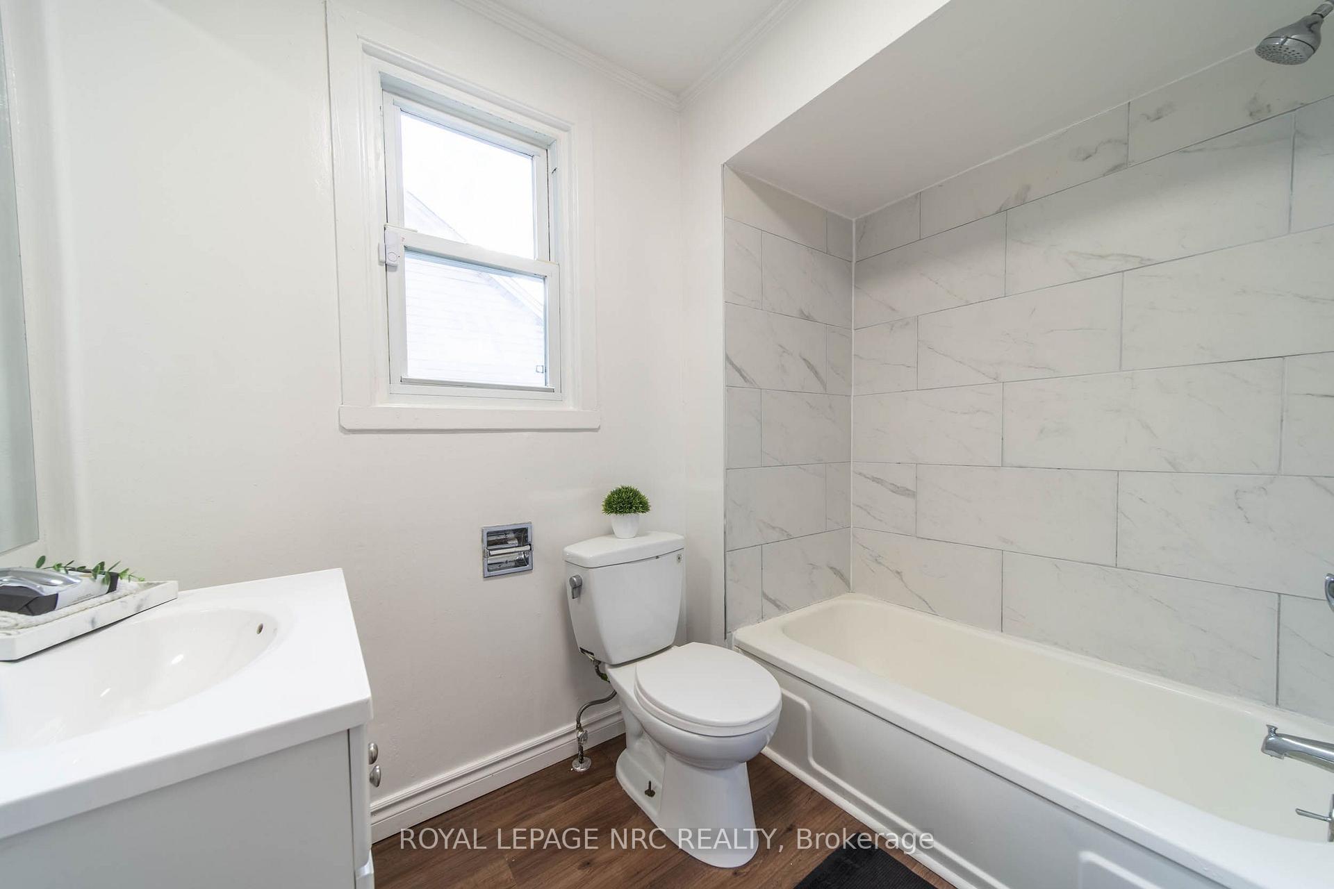 Photo 11 of 6255 Culp Street, Niagara Falls, Dorchester — HOMEH
