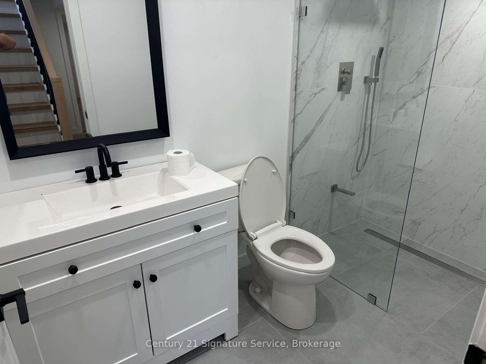 Photo 7 of 2579 Lundene Road N, Mississauga, Clarkson — HOMEH