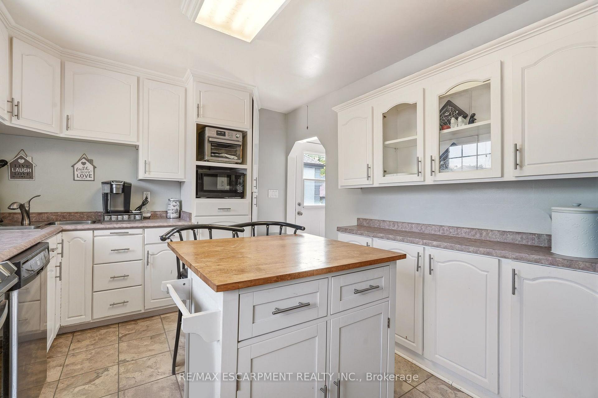 Photo 12 of 191 Millen Road, Hamilton, Stoney Creek — HOMEH
