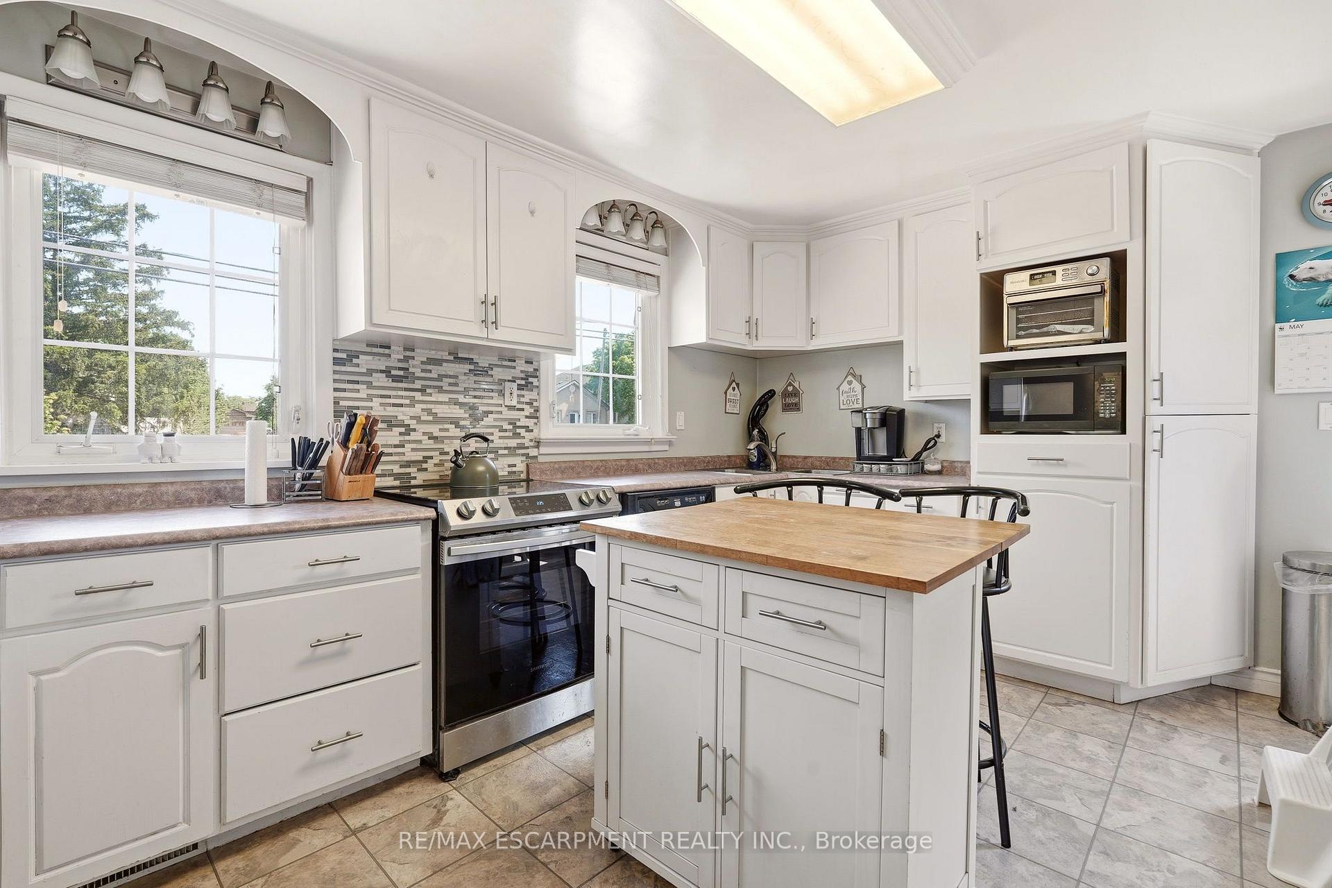 Photo 11 of 191 Millen Road, Hamilton, Stoney Creek — HOMEH