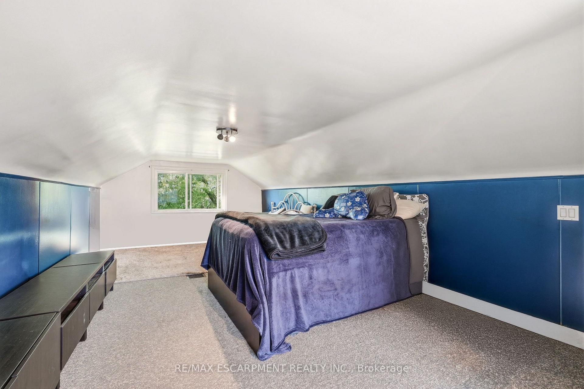 Photo 19 of 191 Millen Road, Hamilton, Stoney Creek — HOMEH