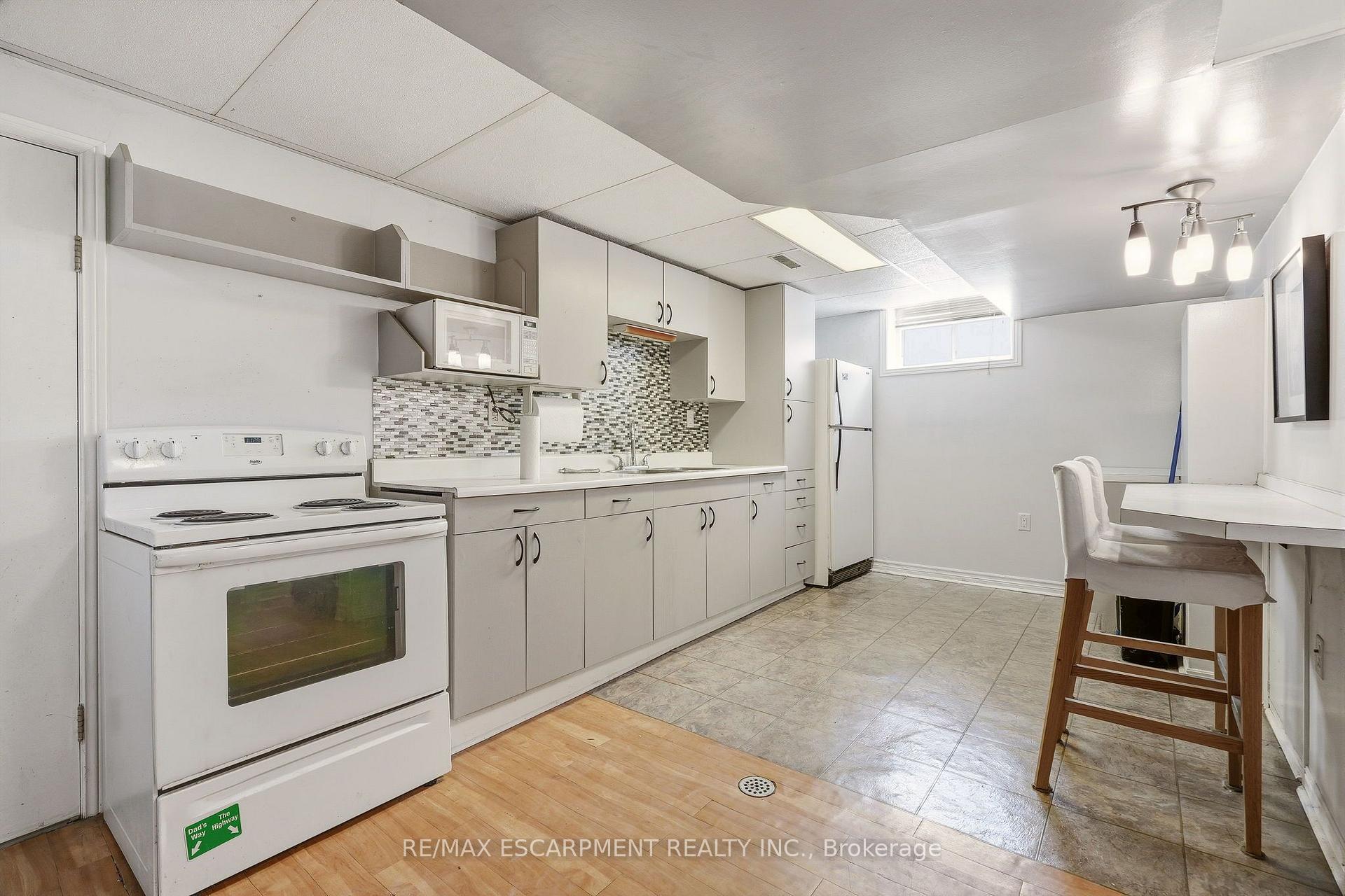 Photo 21 of 191 Millen Road, Hamilton, Stoney Creek — HOMEH