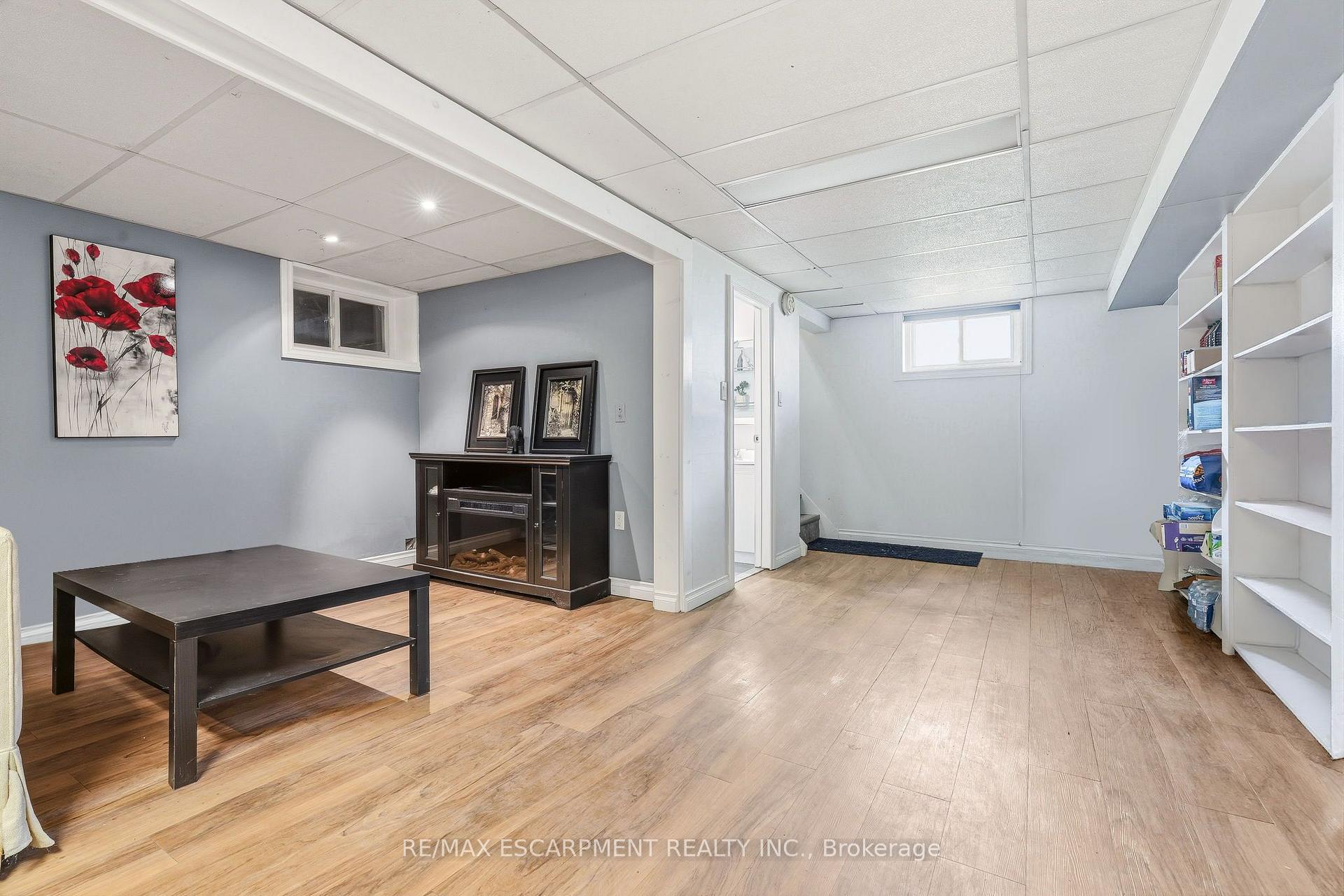 Photo 23 of 191 Millen Road, Hamilton, Stoney Creek — HOMEH