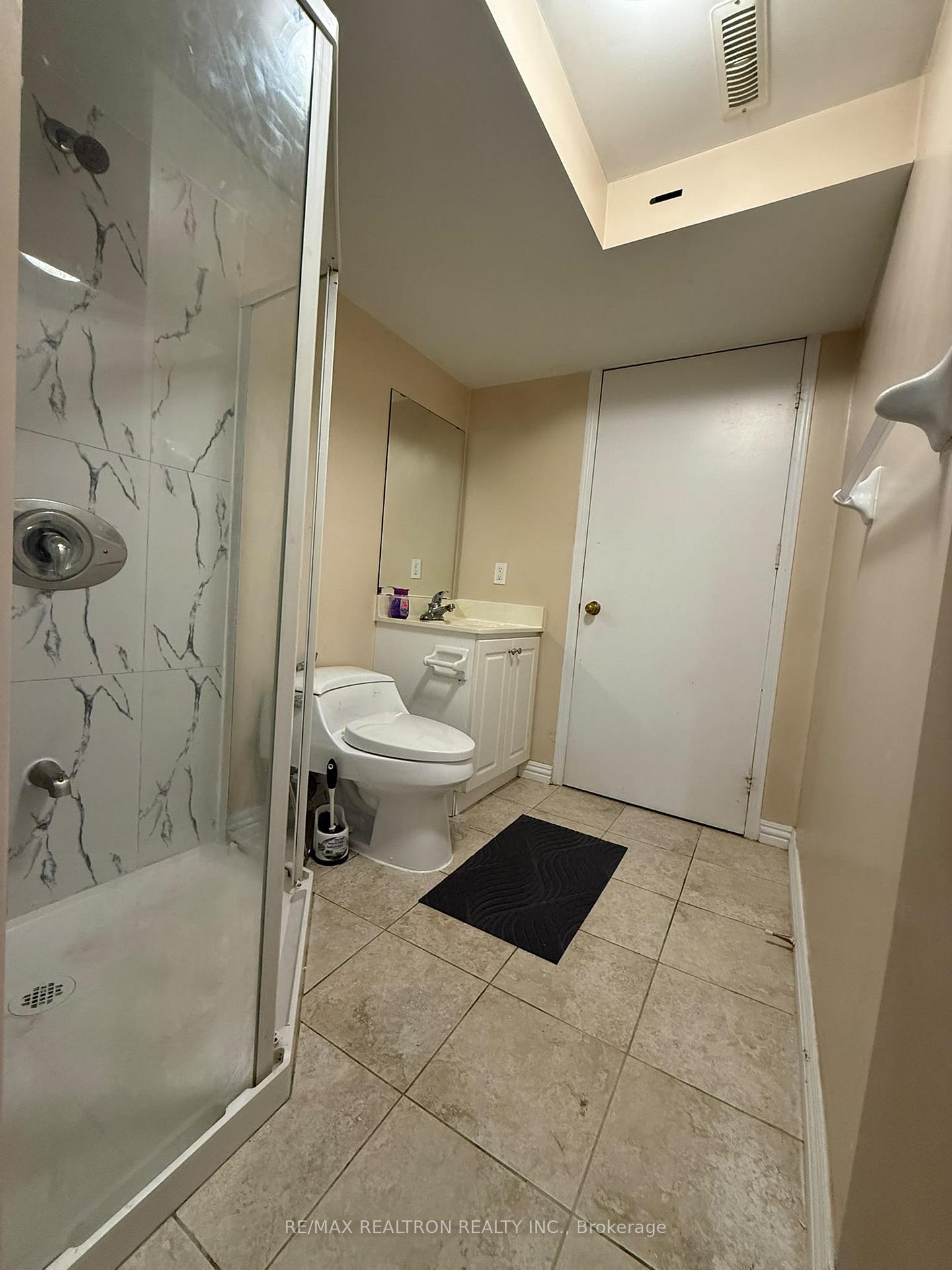 Photo 8 of Unit Bsmt, 33 Billingsley Crescent, Markham, Cedarwood — HOMEH
