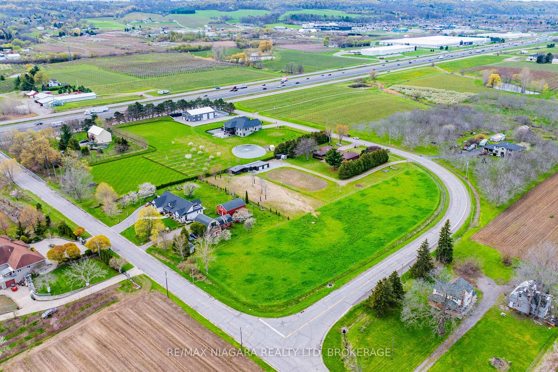 Photo 45 of 4850 Mountainview Road, Lincoln, Lincoln Lake — HOMEH