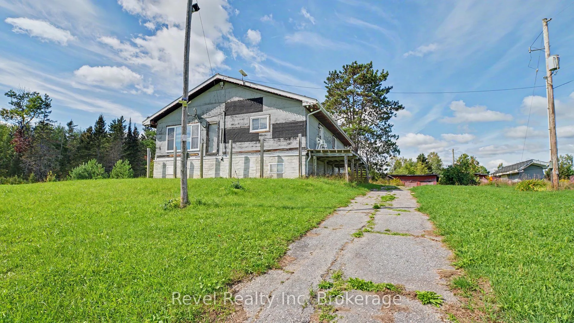 Photo 38 of 2395 Papineau Road, Papineau-Cameron, Papineau Cameron — HOMEH