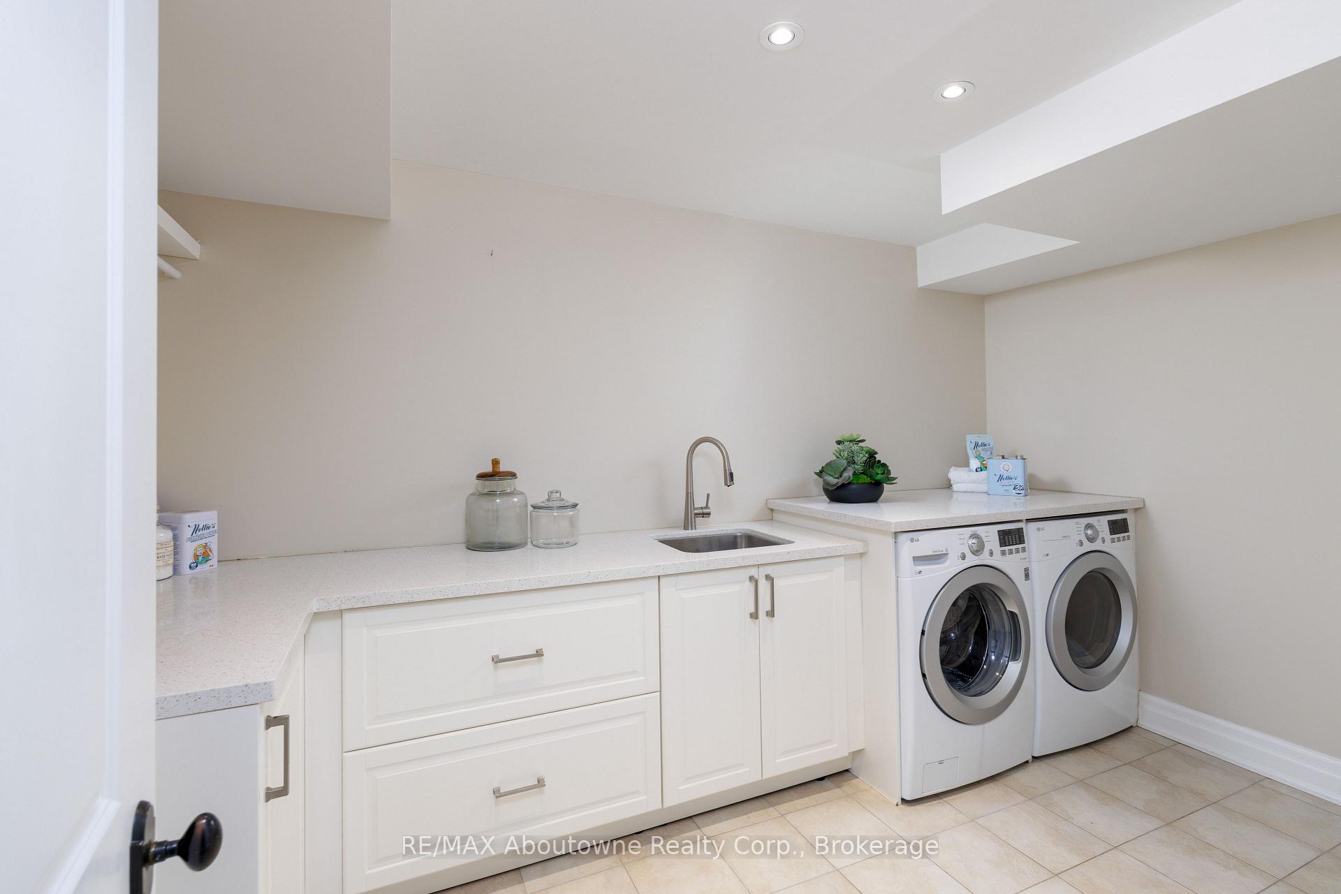 Photo 47 of 528 Michael Terrace, Oakville, Old Oakville — HOMEH