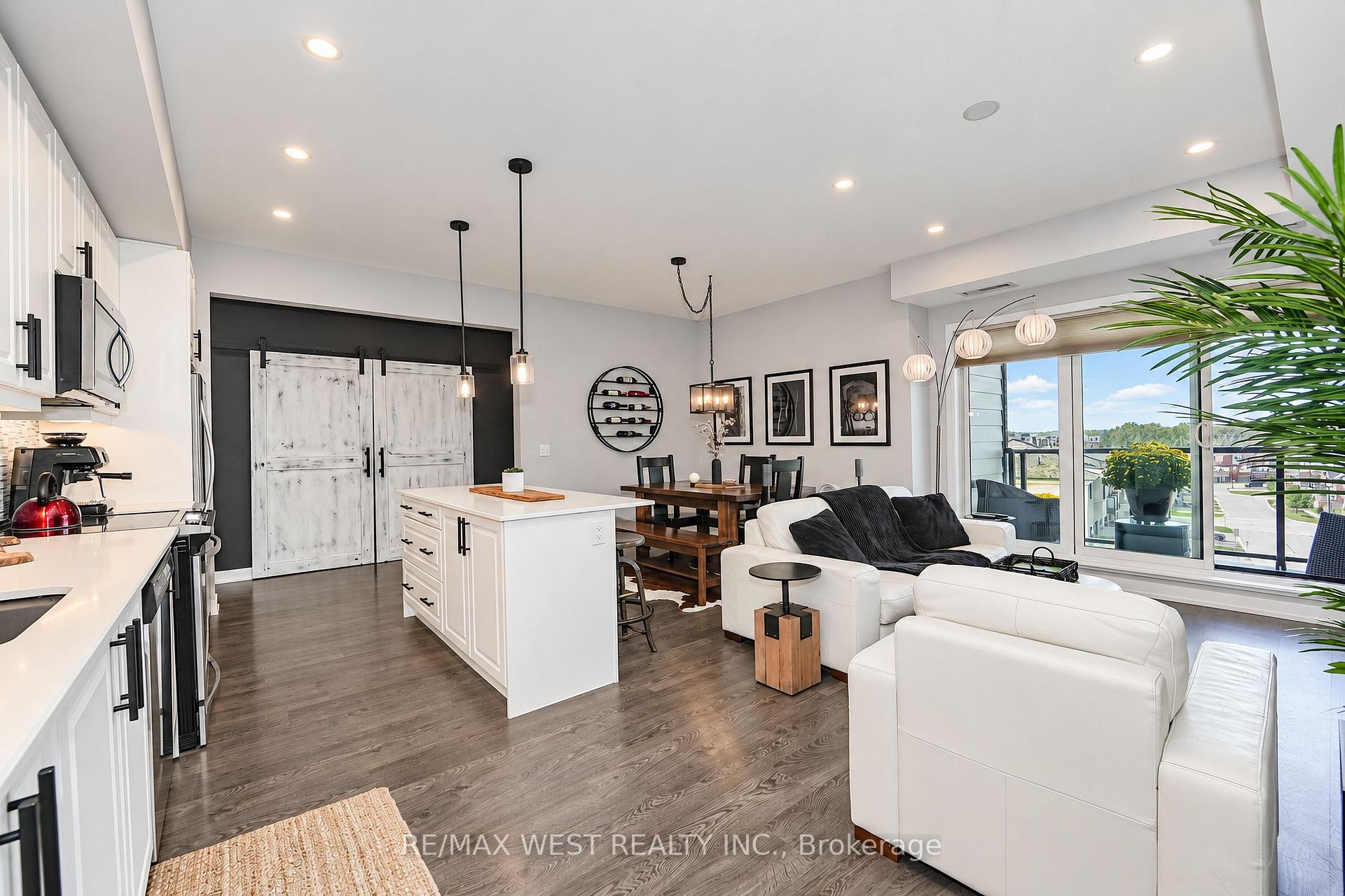 Photo 7 of Unit 344, 555 William Graham Drive, Aurora, Rural Aurora — HOMEH
