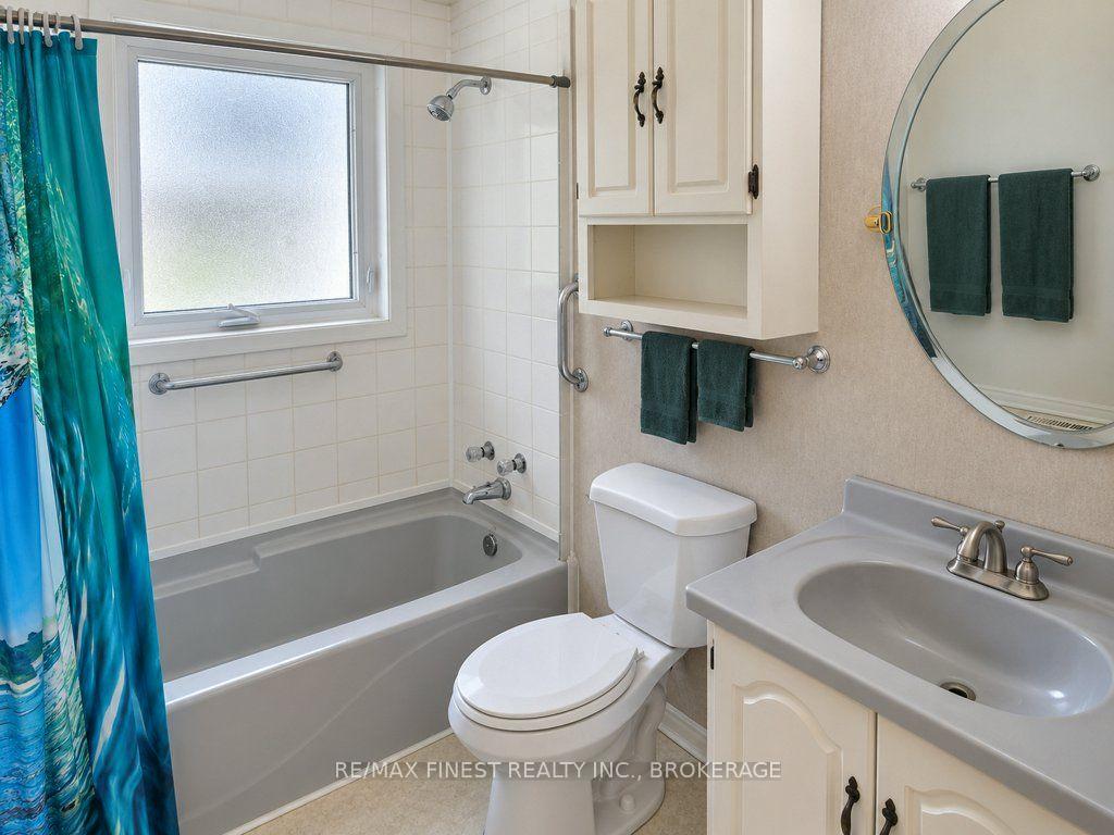 Photo 10 of 58 Princeton Place, Loyalist, Amherstview — HOMEH
