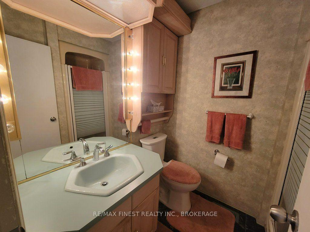 Photo 14 of 58 Princeton Place, Loyalist, Amherstview — HOMEH