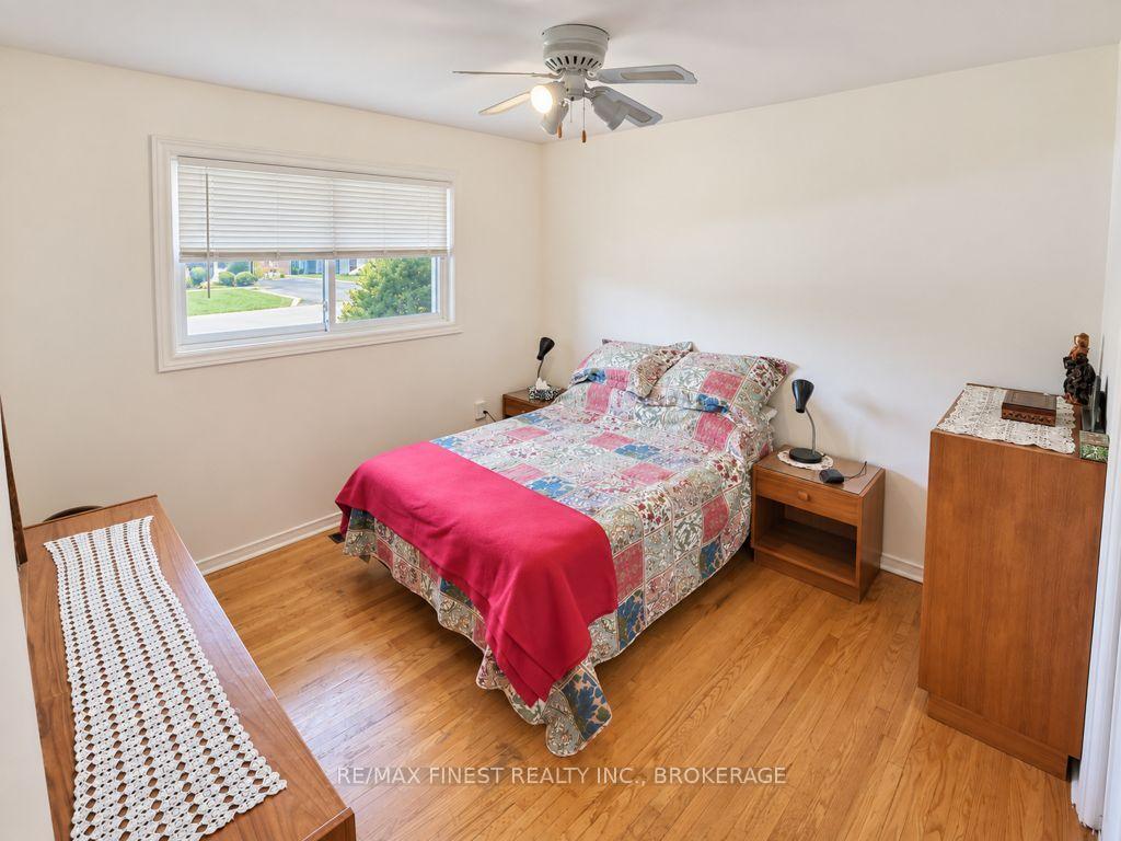 Photo 15 of 58 Princeton Place, Loyalist, Amherstview — HOMEH
