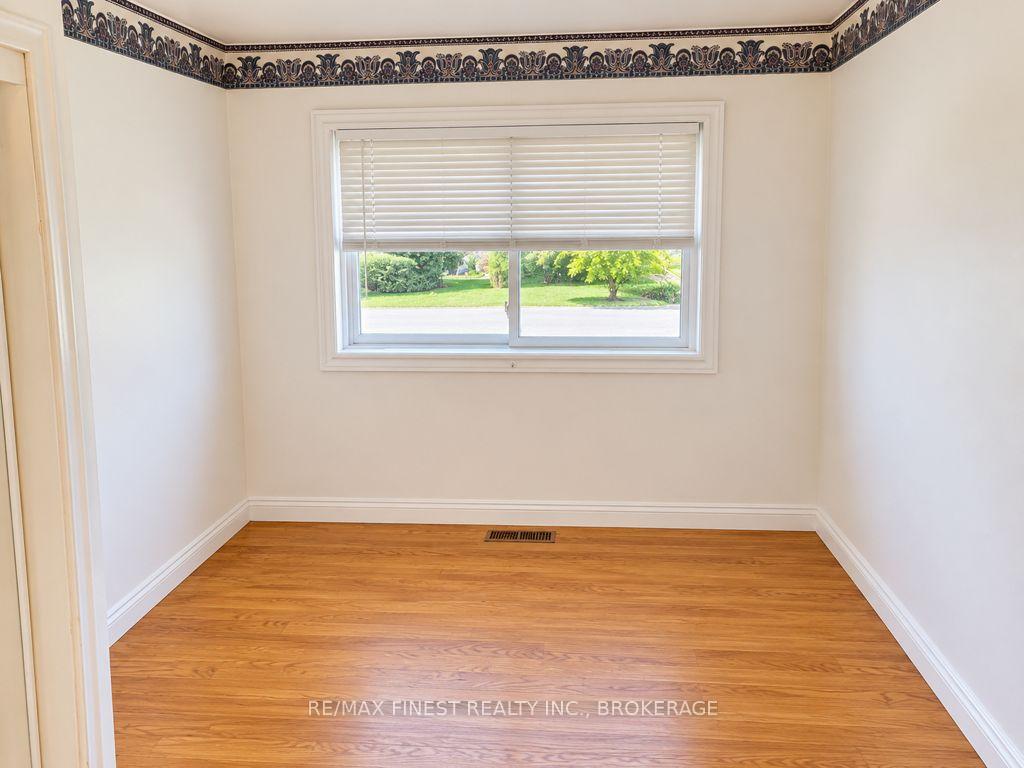 Photo 20 of 58 Princeton Place, Loyalist, Amherstview — HOMEH