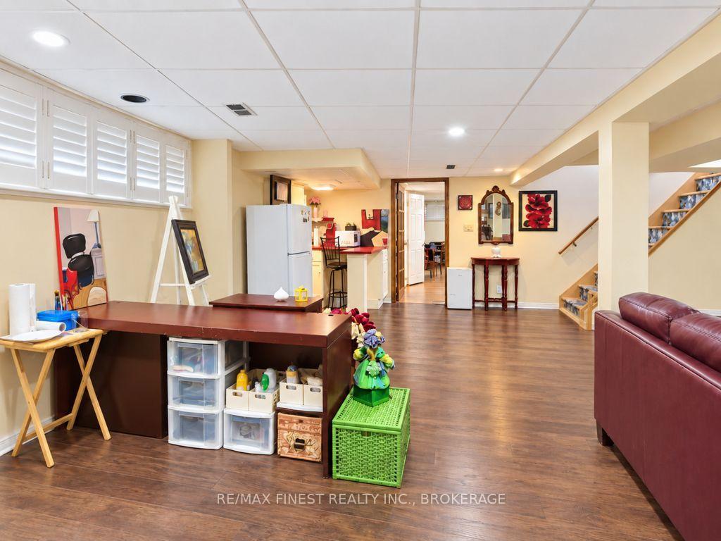 Photo 23 of 58 Princeton Place, Loyalist, Amherstview — HOMEH