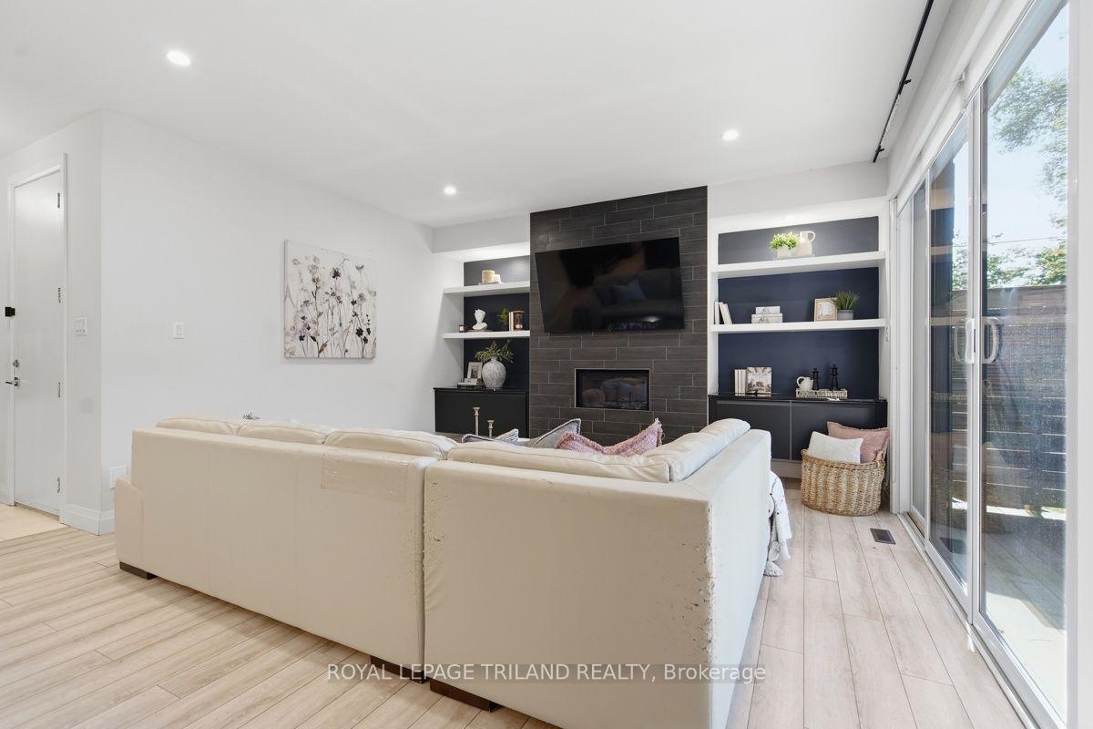 Photo 7 of Unit 4, 433 Hyde Park Road, London, North P — HOMEH