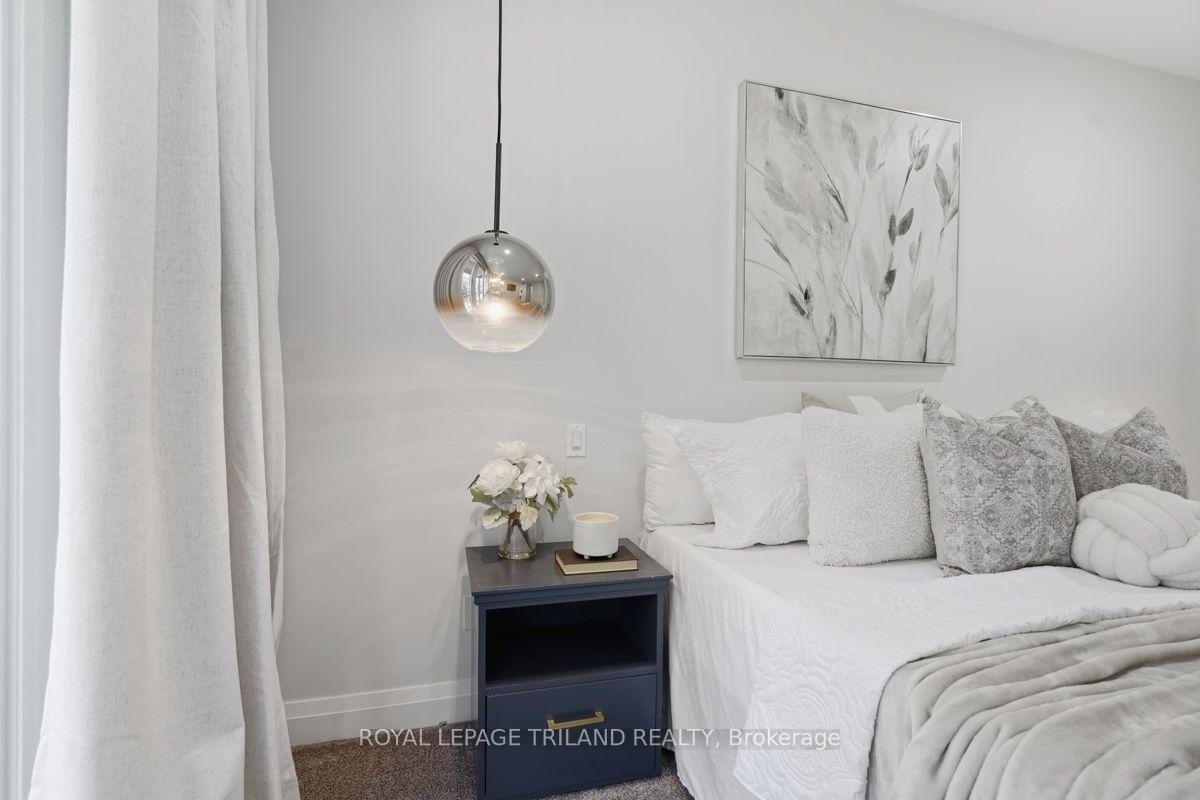 Photo 23 of Unit 4, 433 Hyde Park Road, London, North P — HOMEH