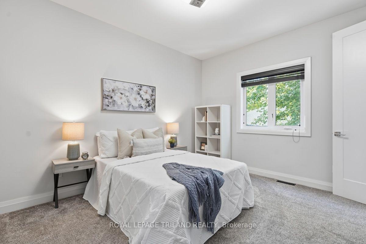 Photo 28 of Unit 4, 433 Hyde Park Road, London, North P — HOMEH