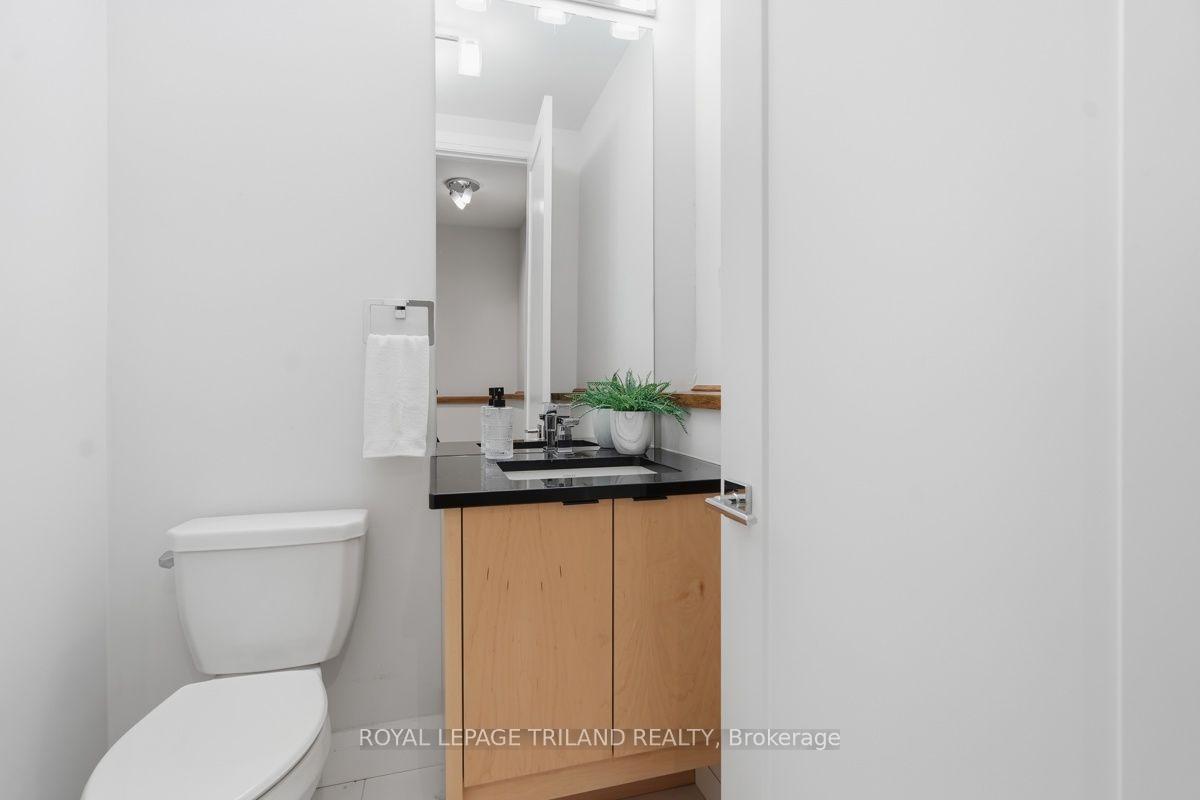 Photo 31 of Unit 4, 433 Hyde Park Road, London, North P — HOMEH