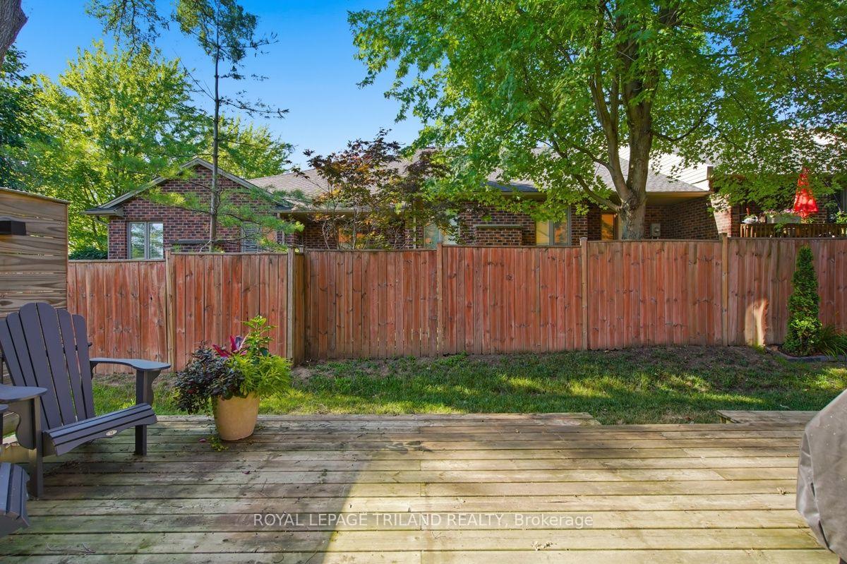 Photo 36 of Unit 4, 433 Hyde Park Road, London, North P — HOMEH