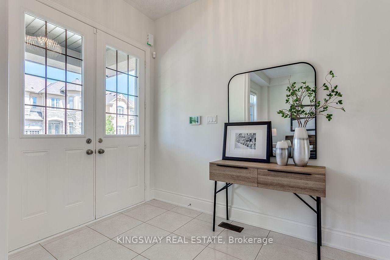 Photo 7 of 3226 William Rose Way, Oakville, Joshua Meadows — HOMEH