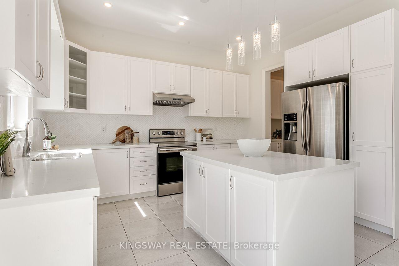 Photo 11 of 3226 William Rose Way, Oakville, Joshua Meadows — HOMEH