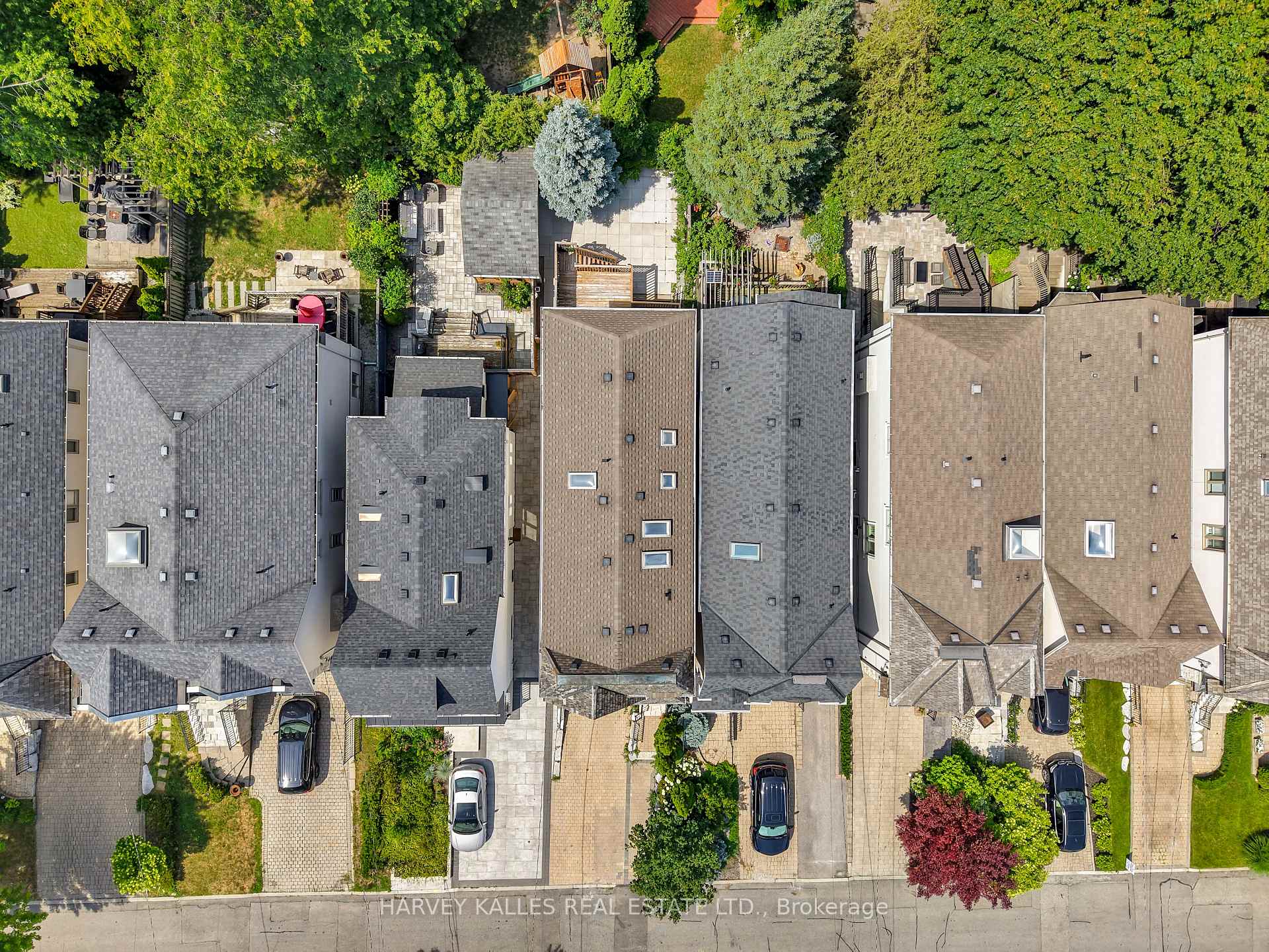 Photo 4 of 168 Roe Avenue, Toronto, Bedford Park-Nortown — HOMEH