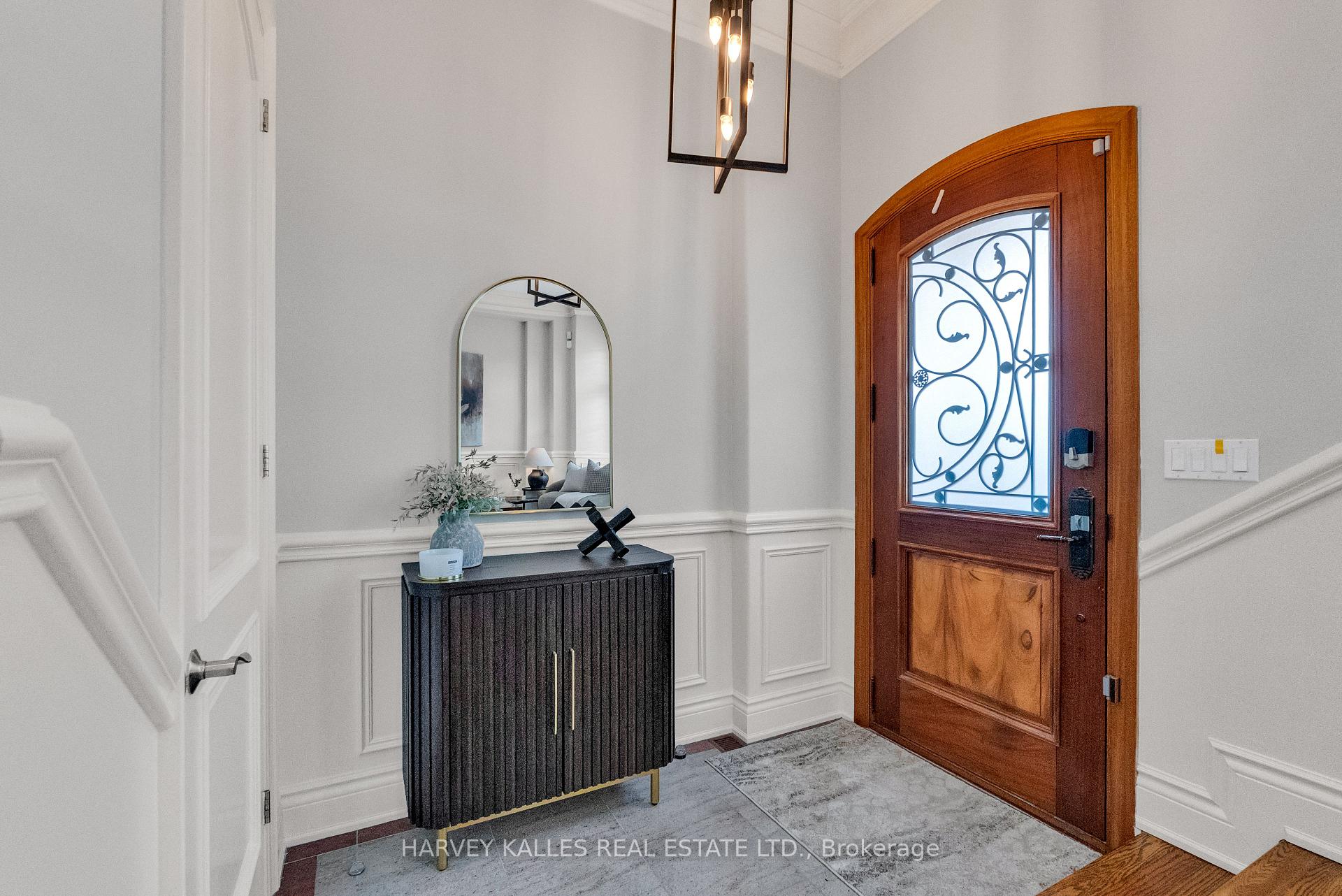 Photo 5 of 168 Roe Avenue, Toronto, Bedford Park-Nortown — HOMEH