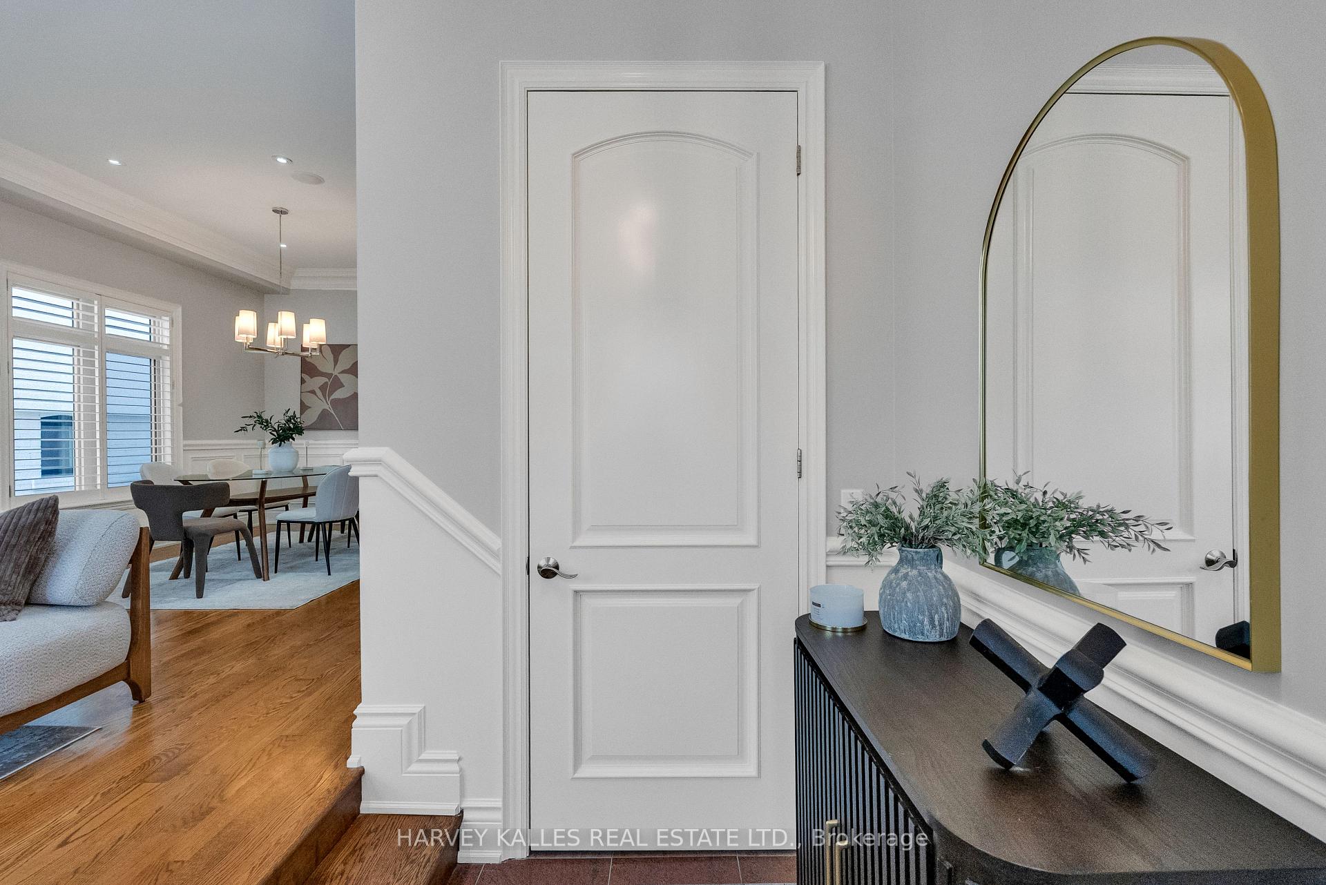 Photo 6 of 168 Roe Avenue, Toronto, Bedford Park-Nortown — HOMEH