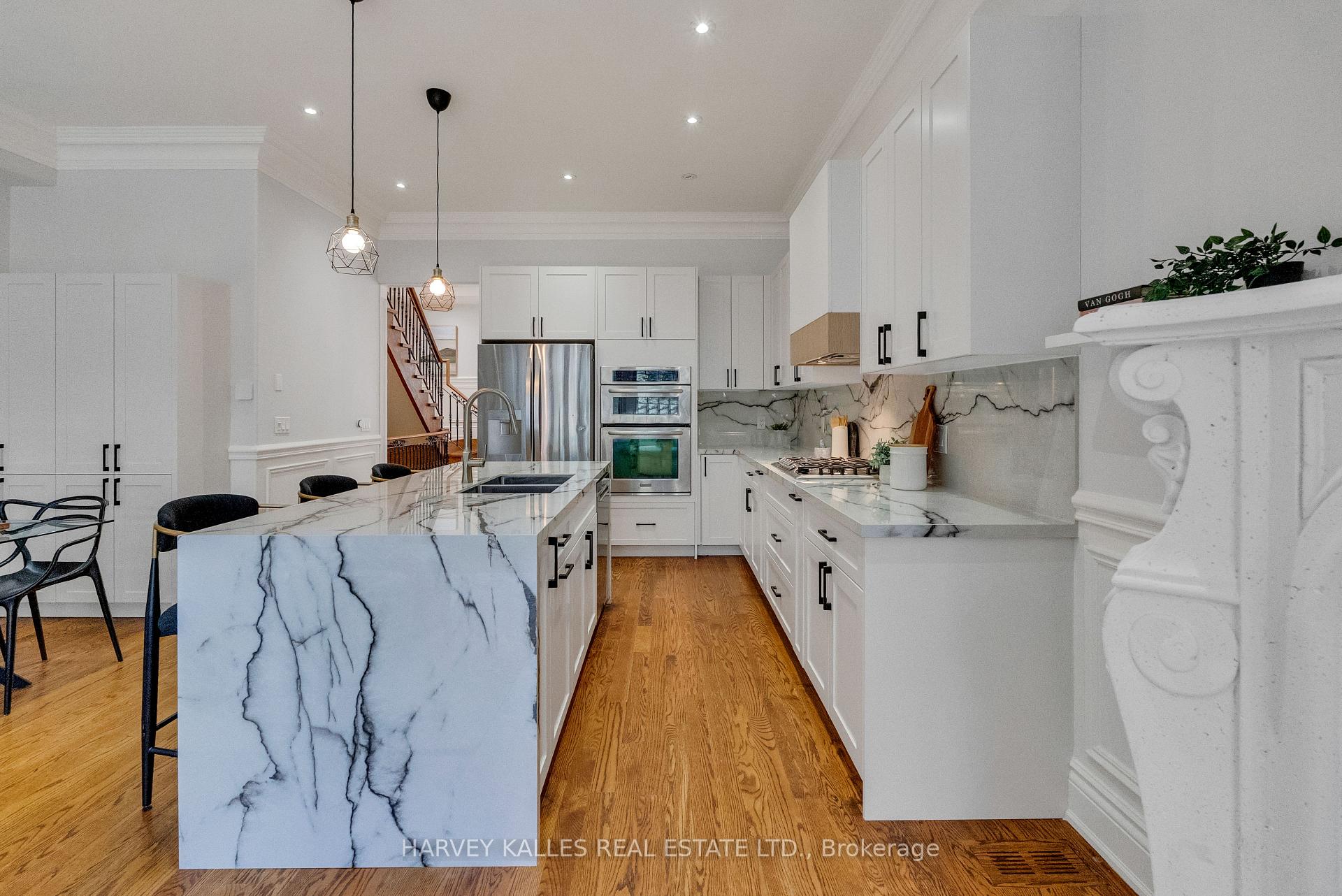 Photo 15 of 168 Roe Avenue, Toronto, Bedford Park-Nortown — HOMEH