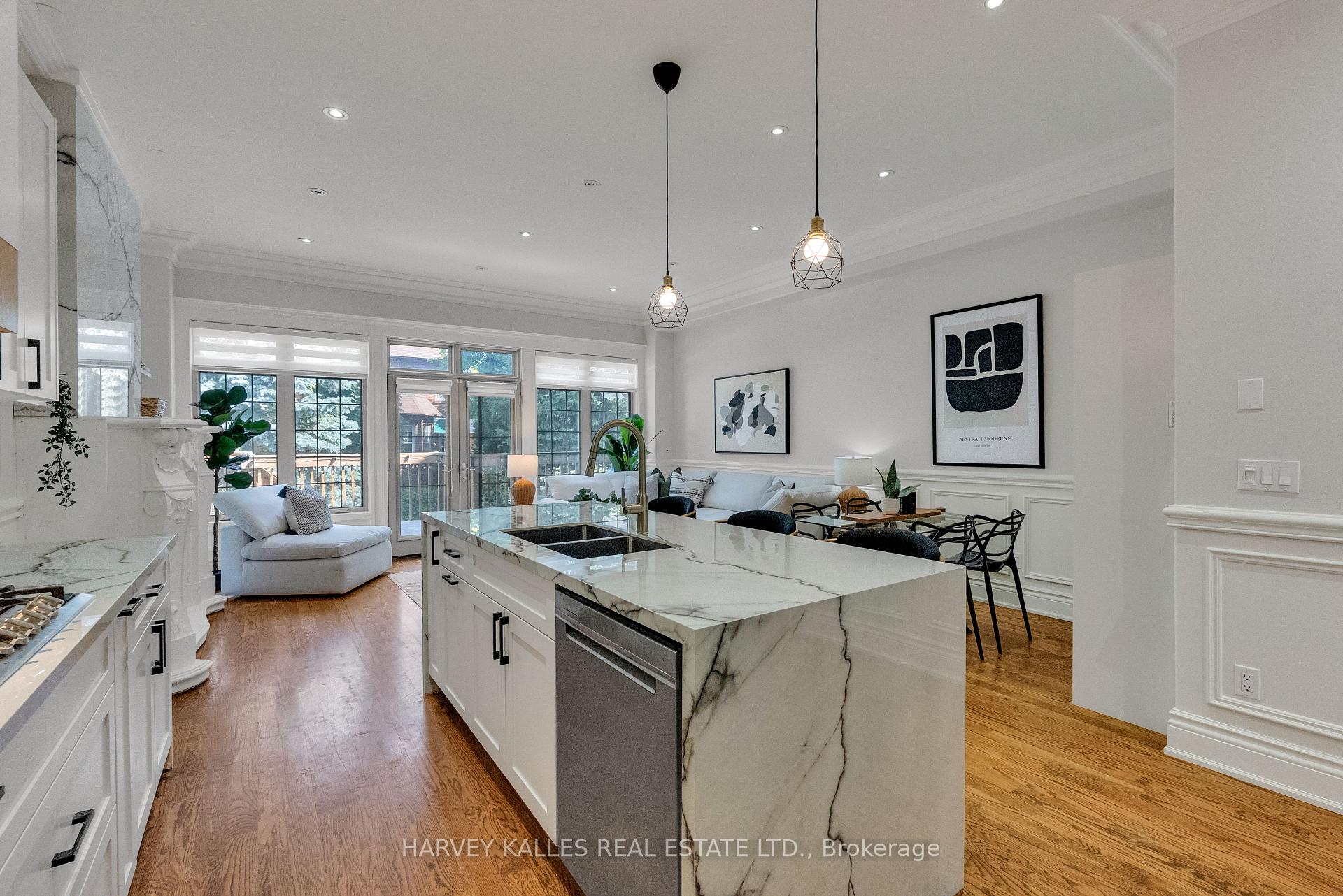 Photo 18 of 168 Roe Avenue, Toronto, Bedford Park-Nortown — HOMEH