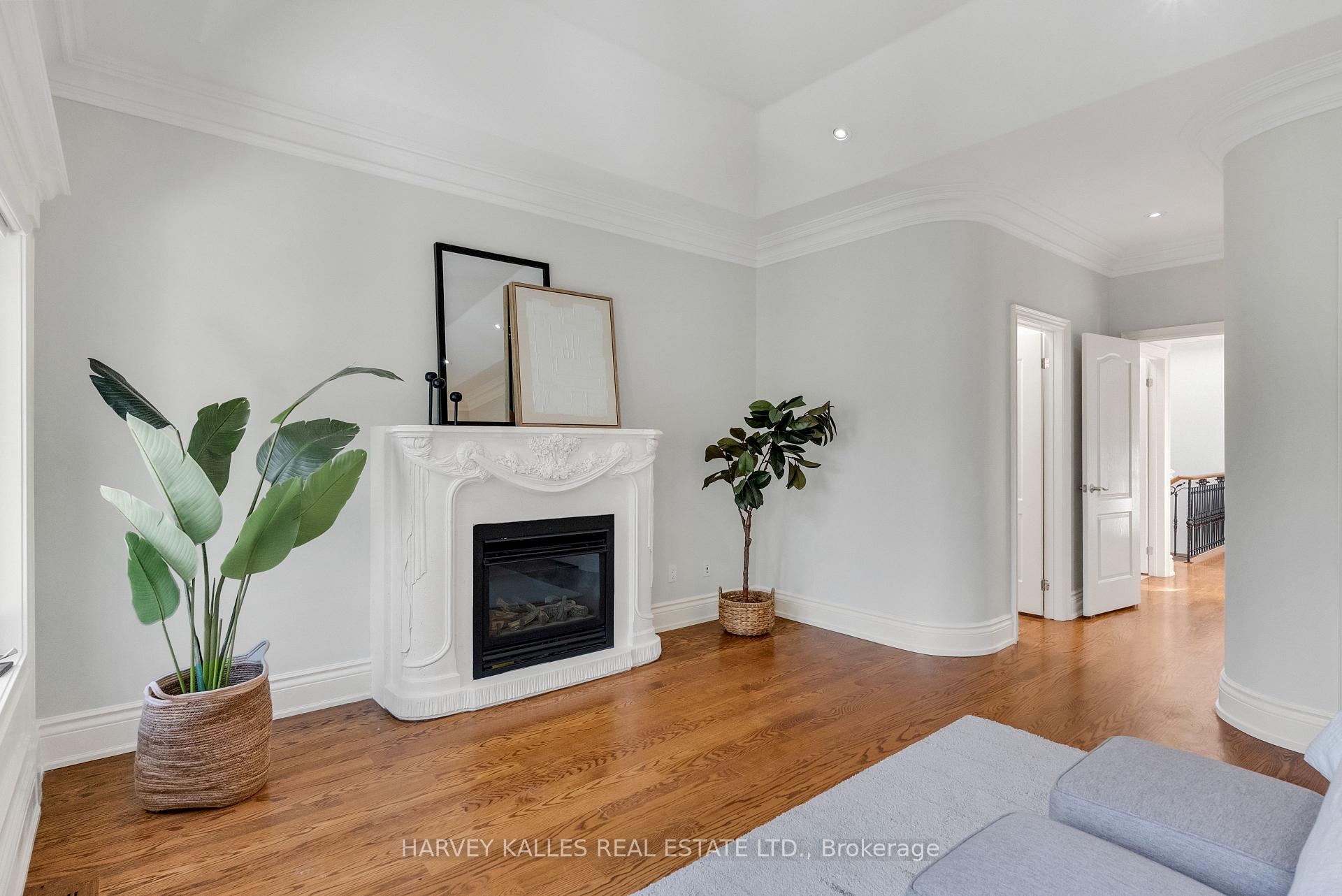 Photo 34 of 168 Roe Avenue, Toronto, Bedford Park-Nortown — HOMEH