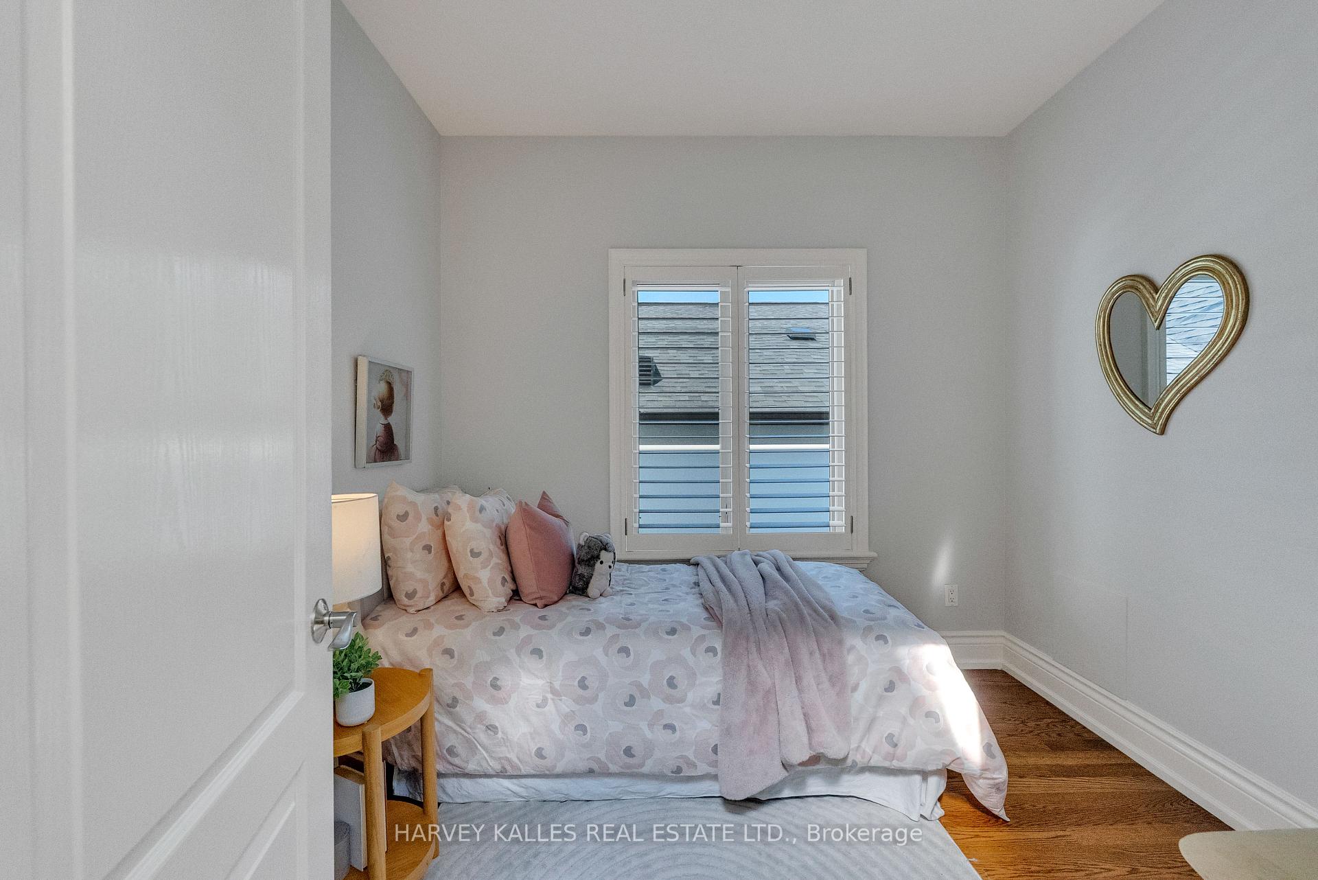Photo 35 of 168 Roe Avenue, Toronto, Bedford Park-Nortown — HOMEH