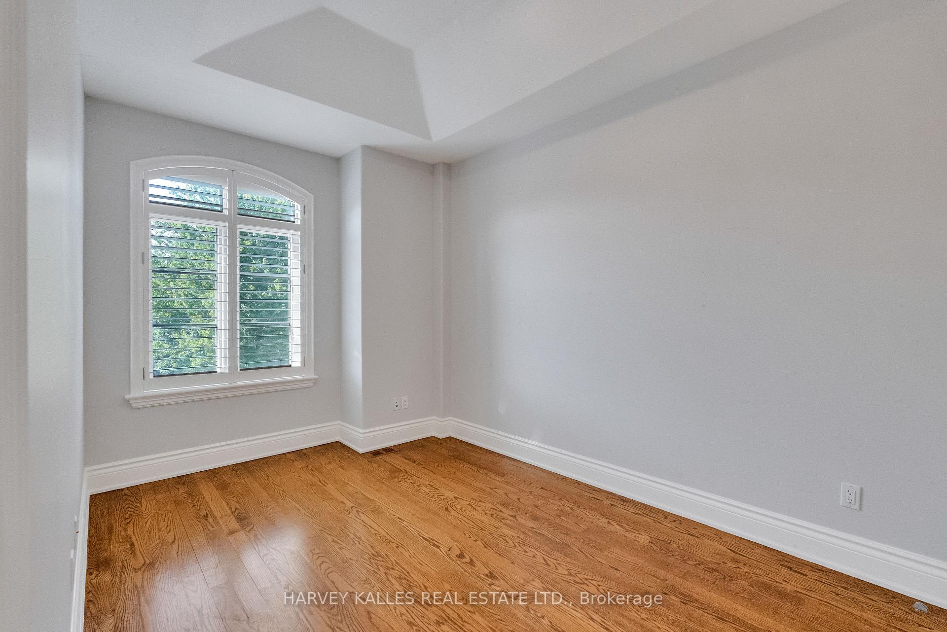 Photo 36 of 168 Roe Avenue, Toronto, Bedford Park-Nortown — HOMEH