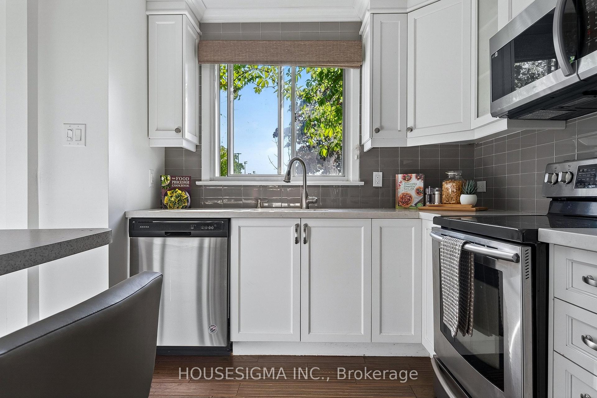 Photo 6 of Unit 90, 15 Centennial Park Road S, Etobicoke, Eringate-Centennial-West Deane — HOMEH