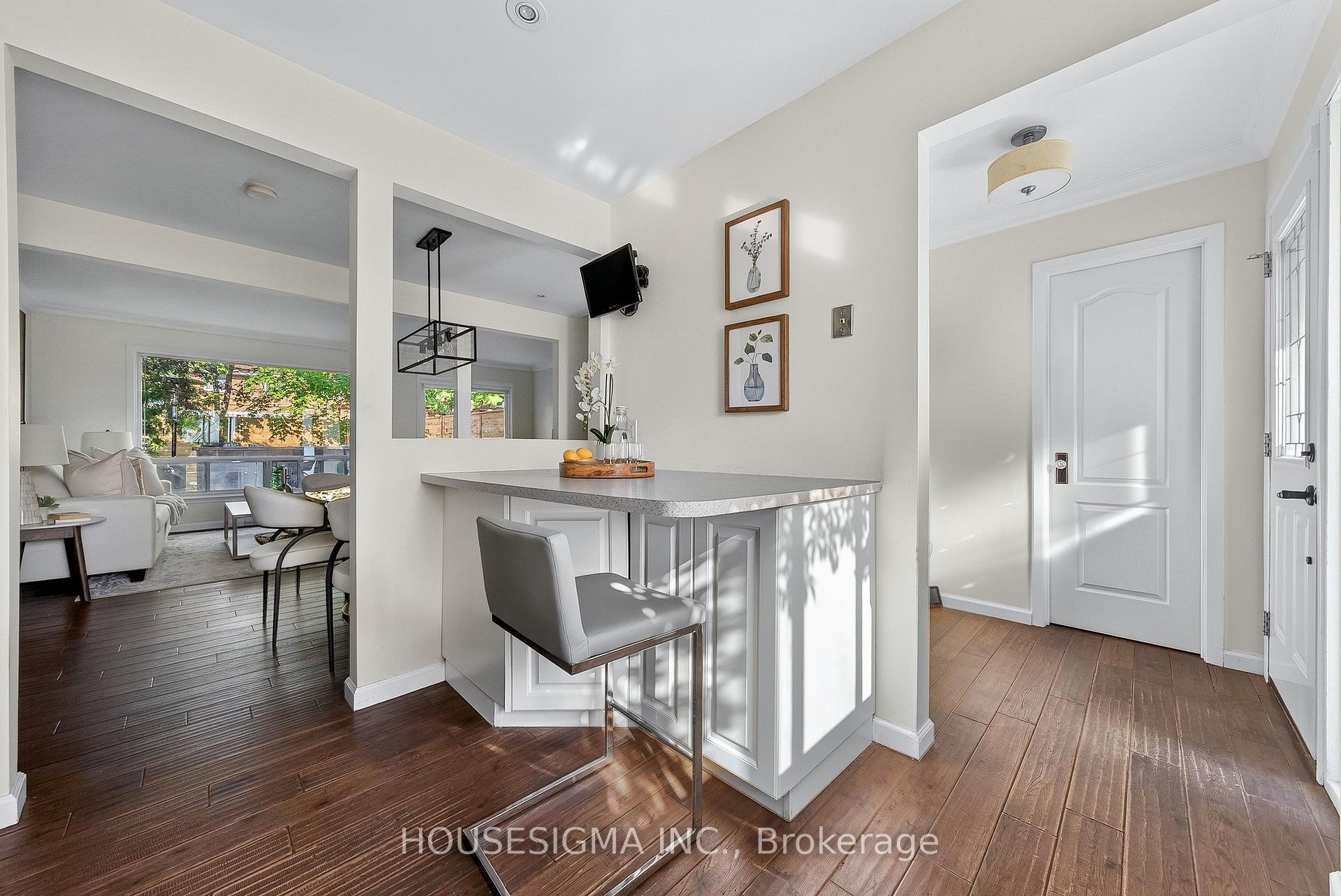 Photo 7 of Unit 90, 15 Centennial Park Road S, Etobicoke, Eringate-Centennial-West Deane — HOMEH