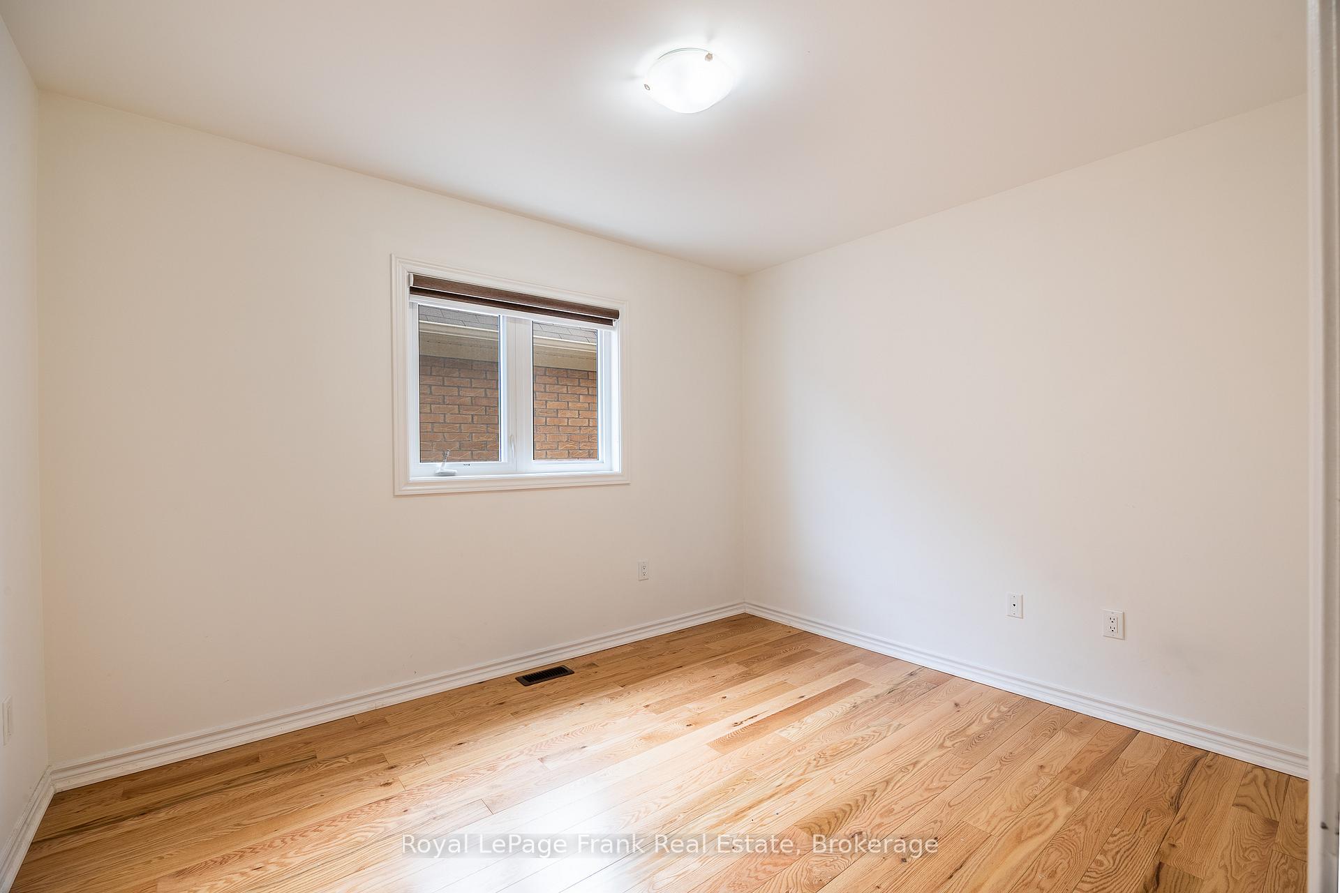 Photo 30 of 190 Lyle Drive, Clarington, Bowmanville — HOMEH