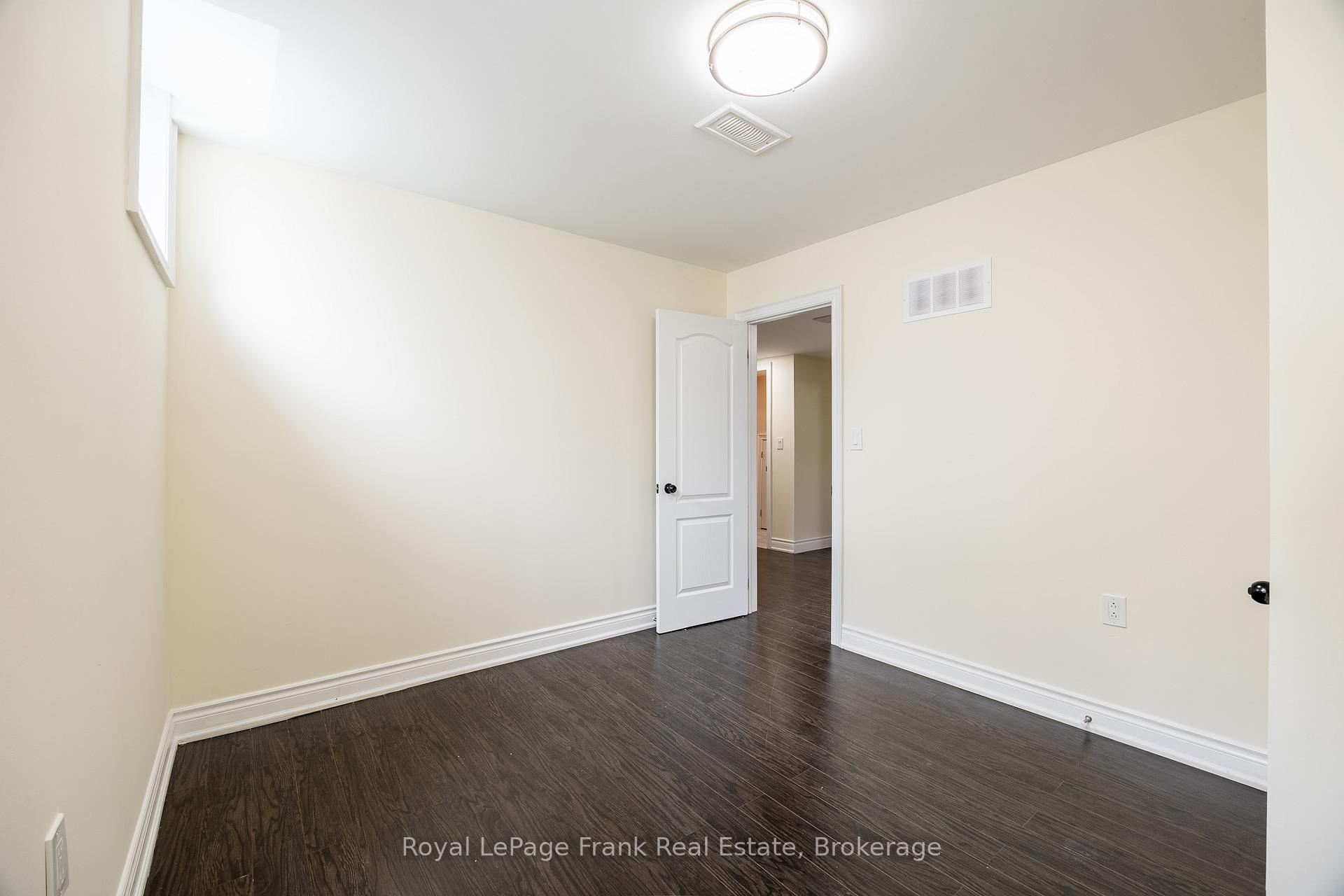 Photo 37 of 190 Lyle Drive, Clarington, Bowmanville — HOMEH