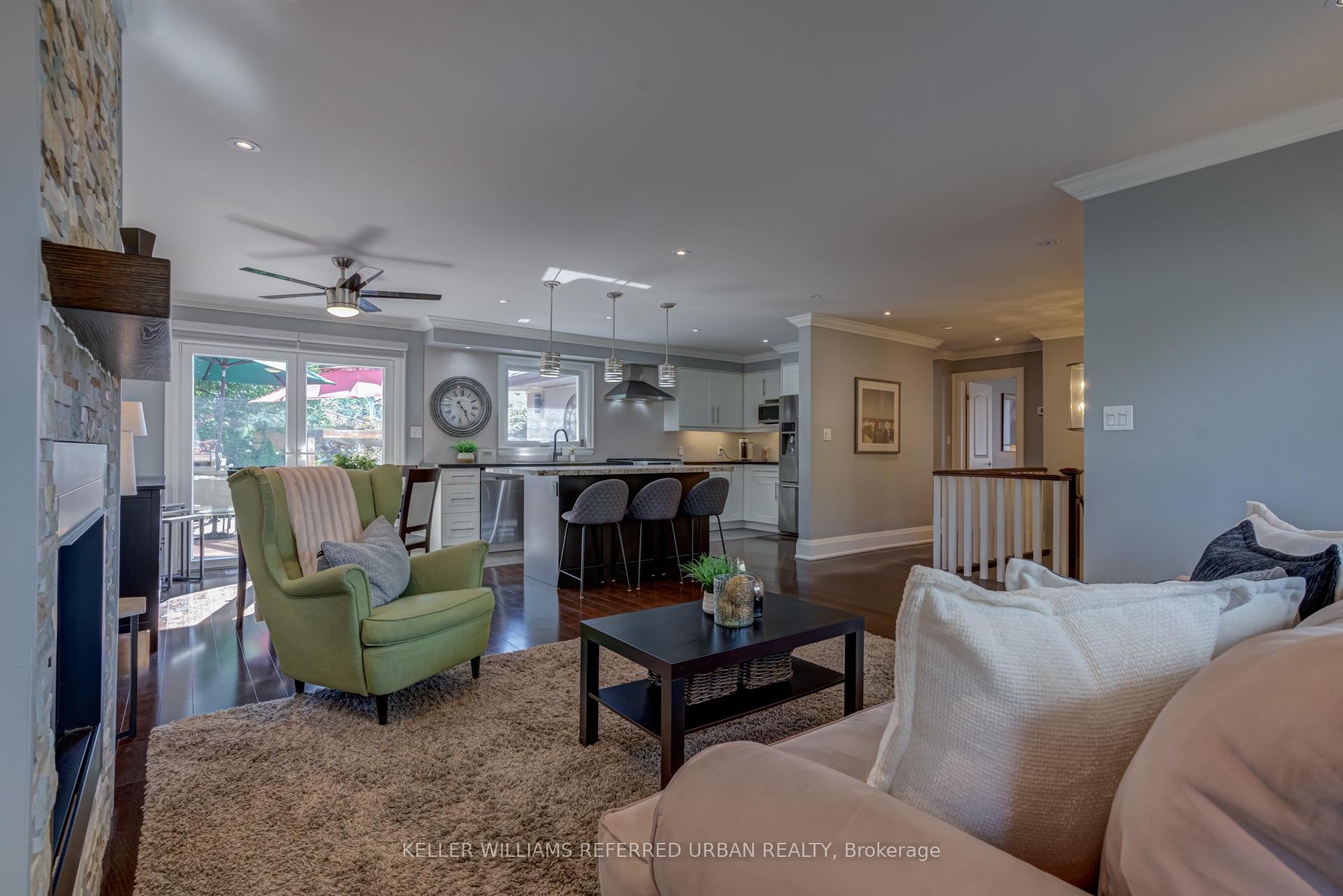 Photo 5 of 1508 Holburne Road, Mississauga, Lakeview — HOMEH