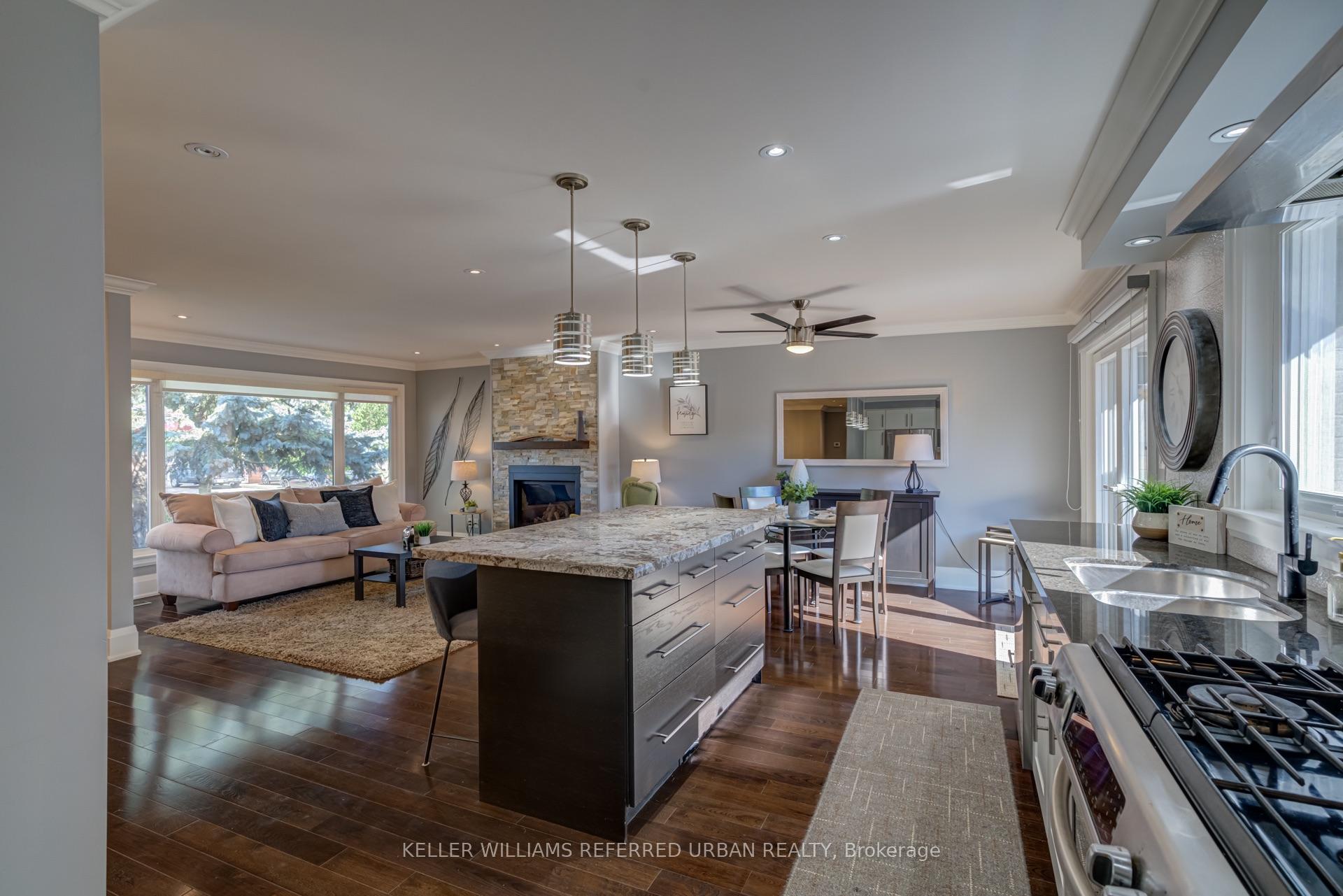 Photo 6 of 1508 Holburne Road, Mississauga, Lakeview — HOMEH