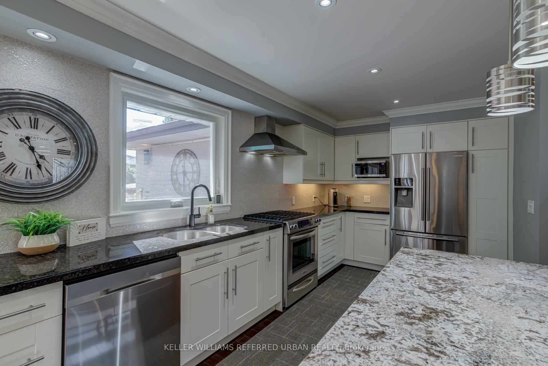 Photo 7 of 1508 Holburne Road, Mississauga, Lakeview — HOMEH