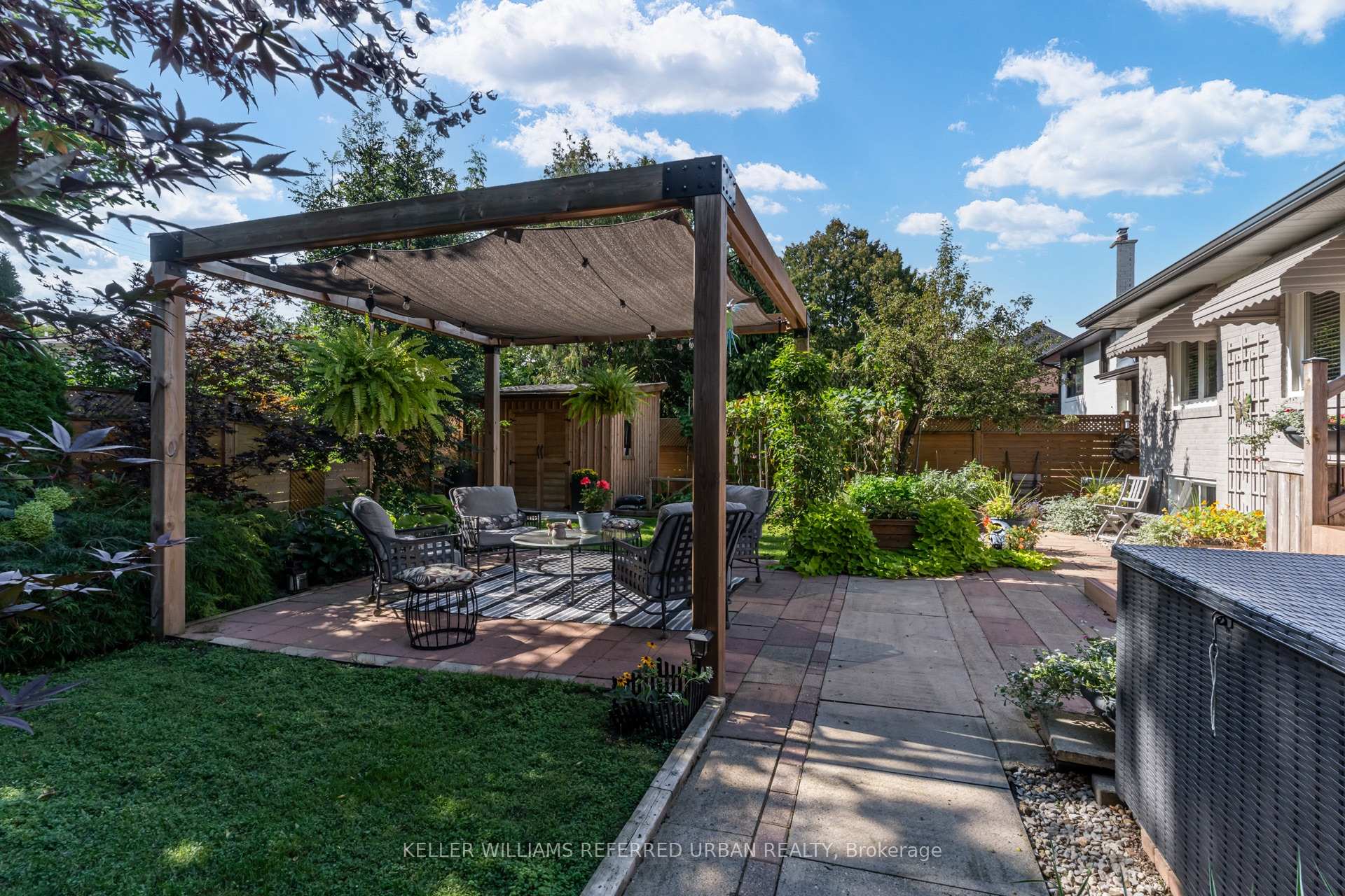 Photo 33 of 1508 Holburne Road, Mississauga, Lakeview — HOMEH