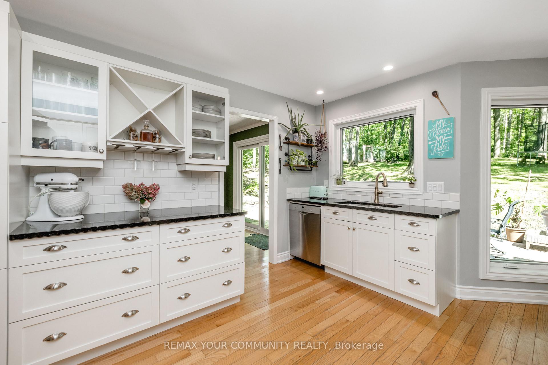 Photo 11 of 321 Miller Drive, Barrie, Edgehill Drive — HOMEH