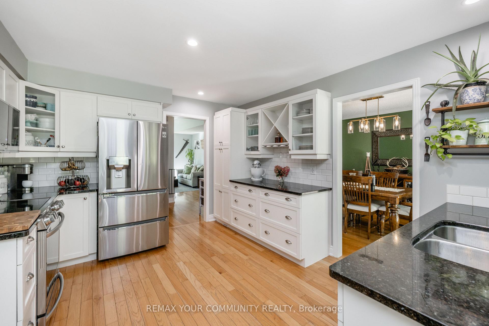 Photo 12 of 321 Miller Drive, Barrie, Edgehill Drive — HOMEH