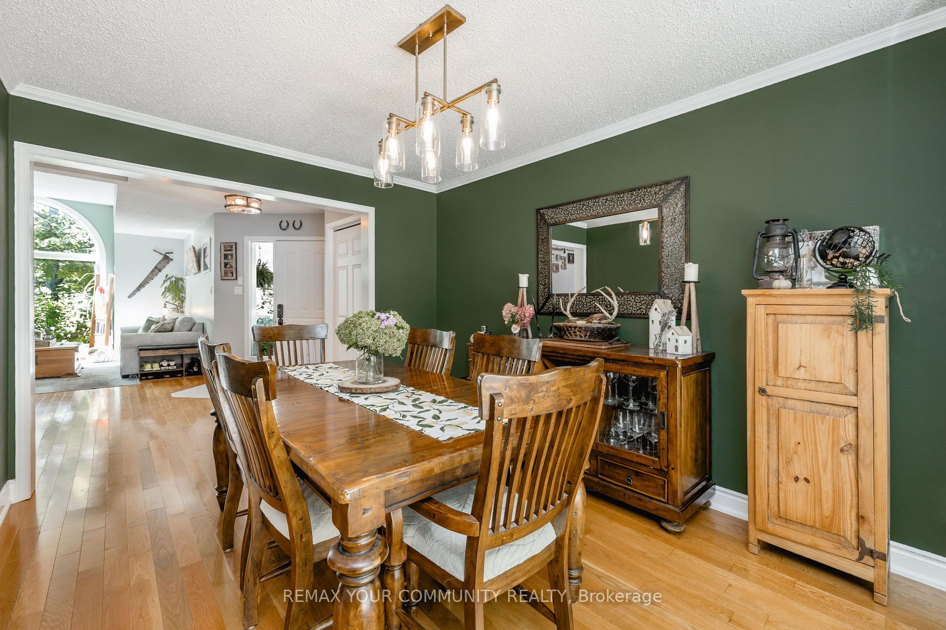 Photo 15 of 321 Miller Drive, Barrie, Edgehill Drive — HOMEH