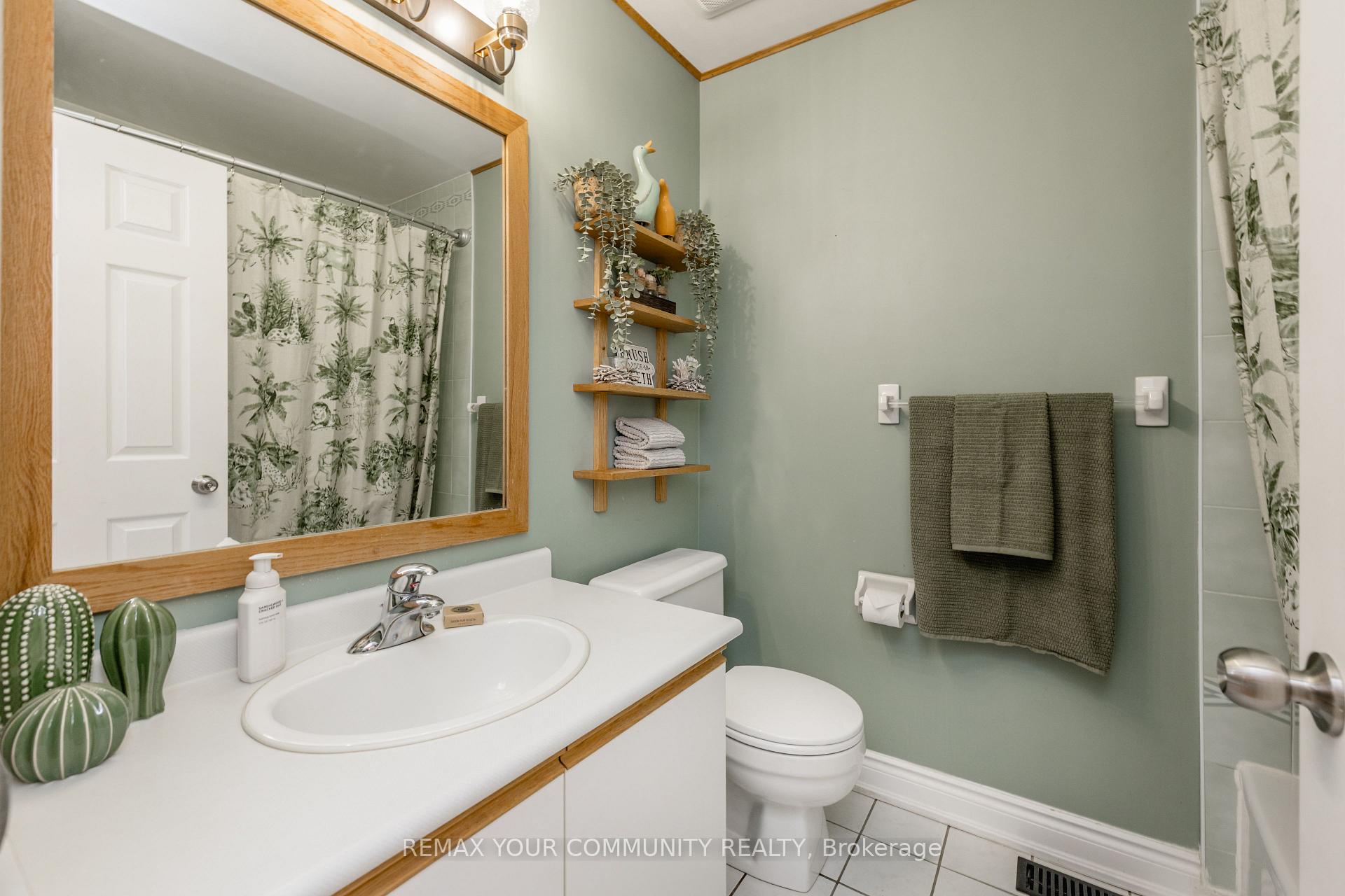 Photo 23 of 321 Miller Drive, Barrie, Edgehill Drive — HOMEH